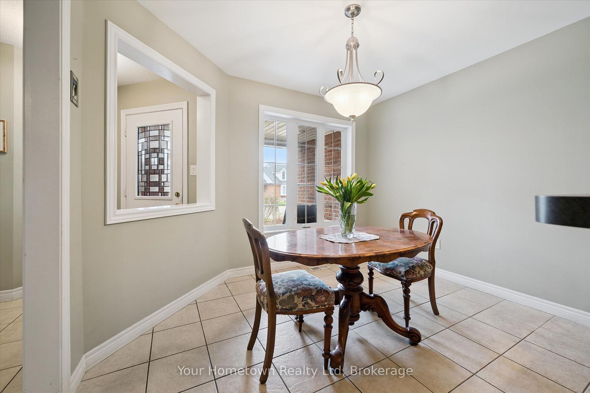 Photo 6 of 115 Riverwalk Place, Guelph/Eramosa, Rockwood — HOMEH