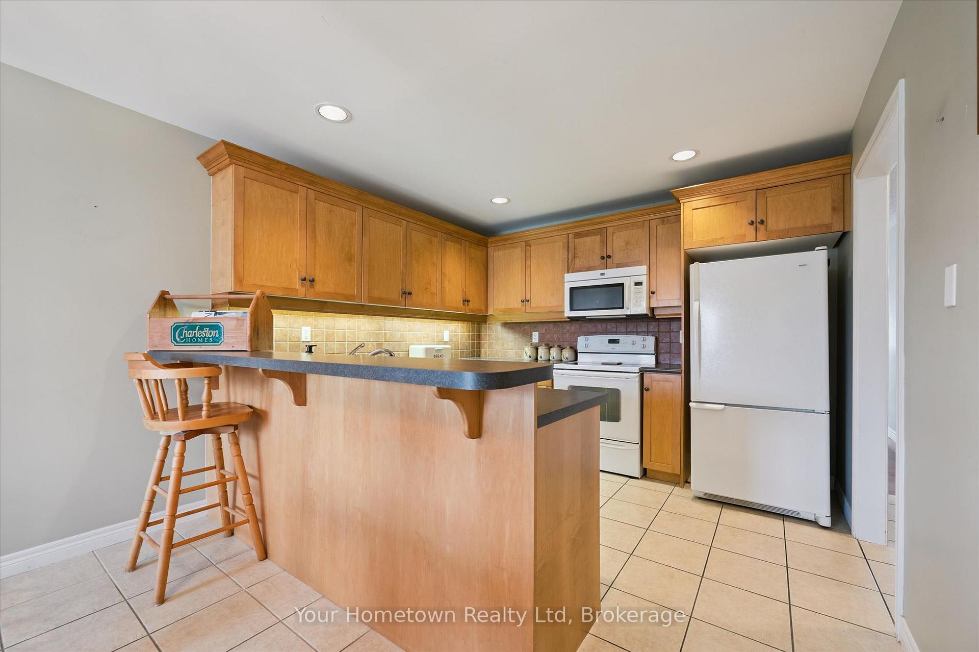 Photo 9 of 115 Riverwalk Place, Guelph/Eramosa, Rockwood — HOMEH