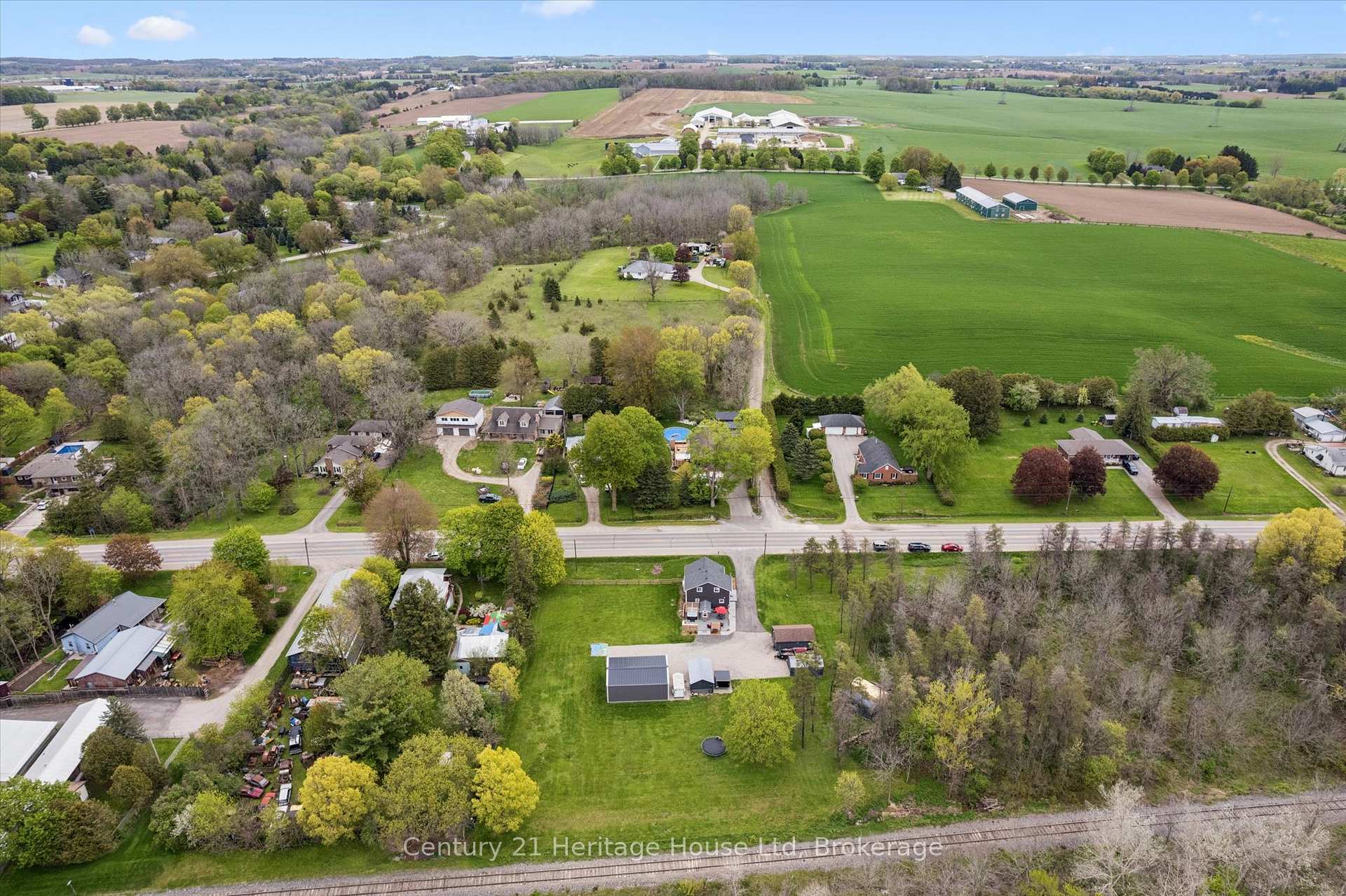 Photo of 584077 Beachville Road