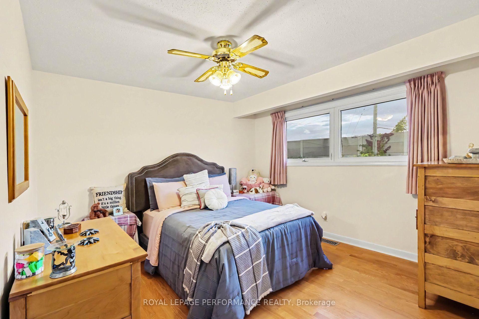 Photo 19 of 21 Pulford Crescent, Ottawa, Bayshore — HOMEH