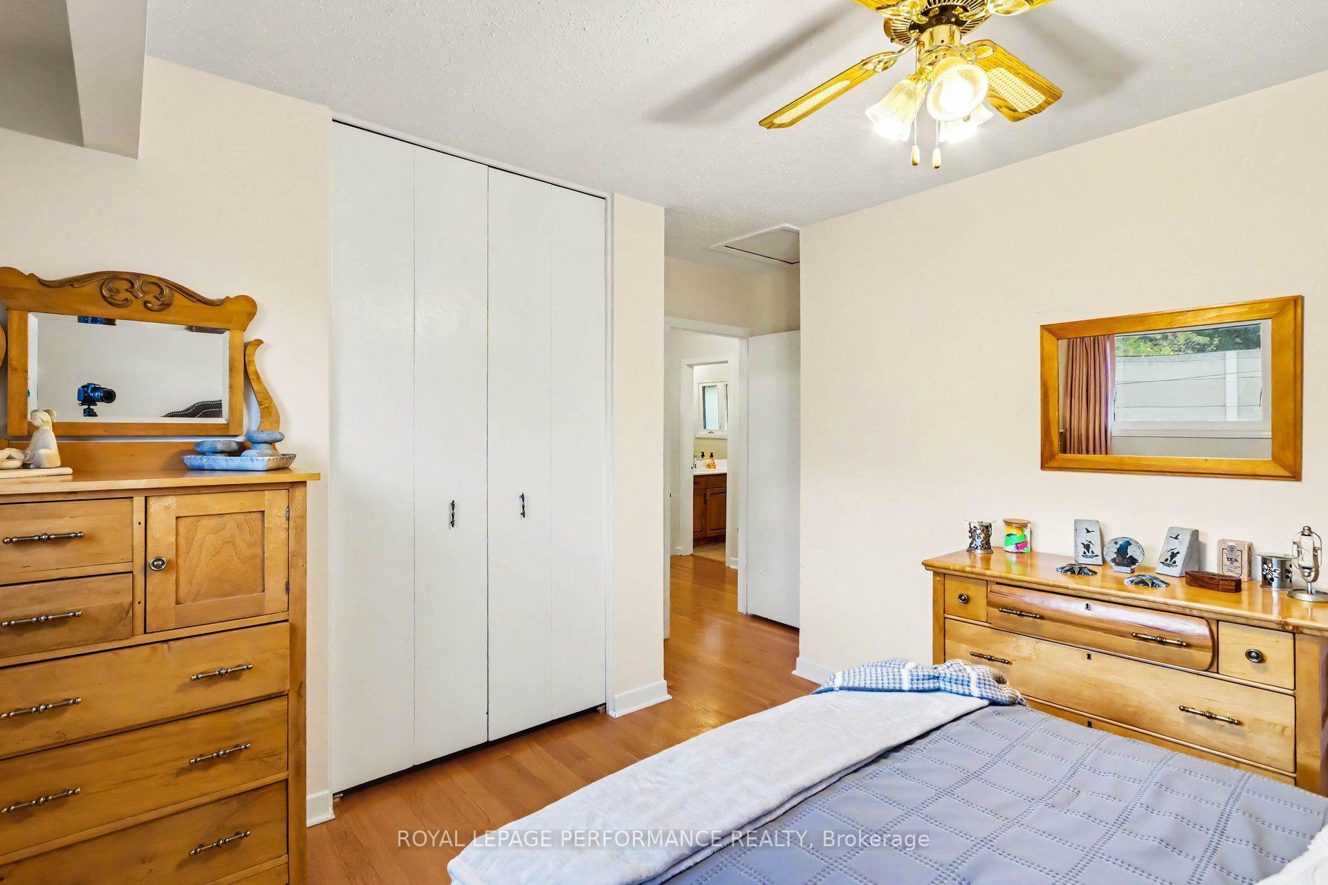 Photo 20 of 21 Pulford Crescent, Ottawa, Bayshore — HOMEH