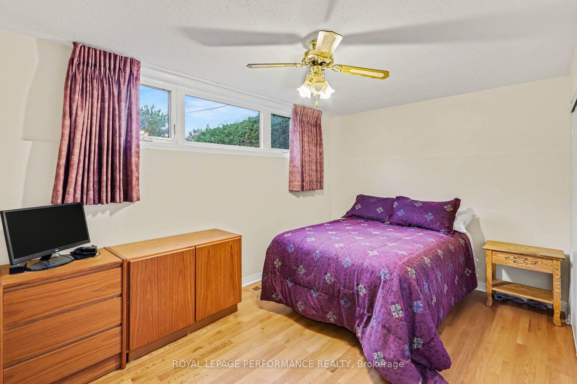 Photo 25 of 21 Pulford Crescent, Ottawa, Bayshore — HOMEH