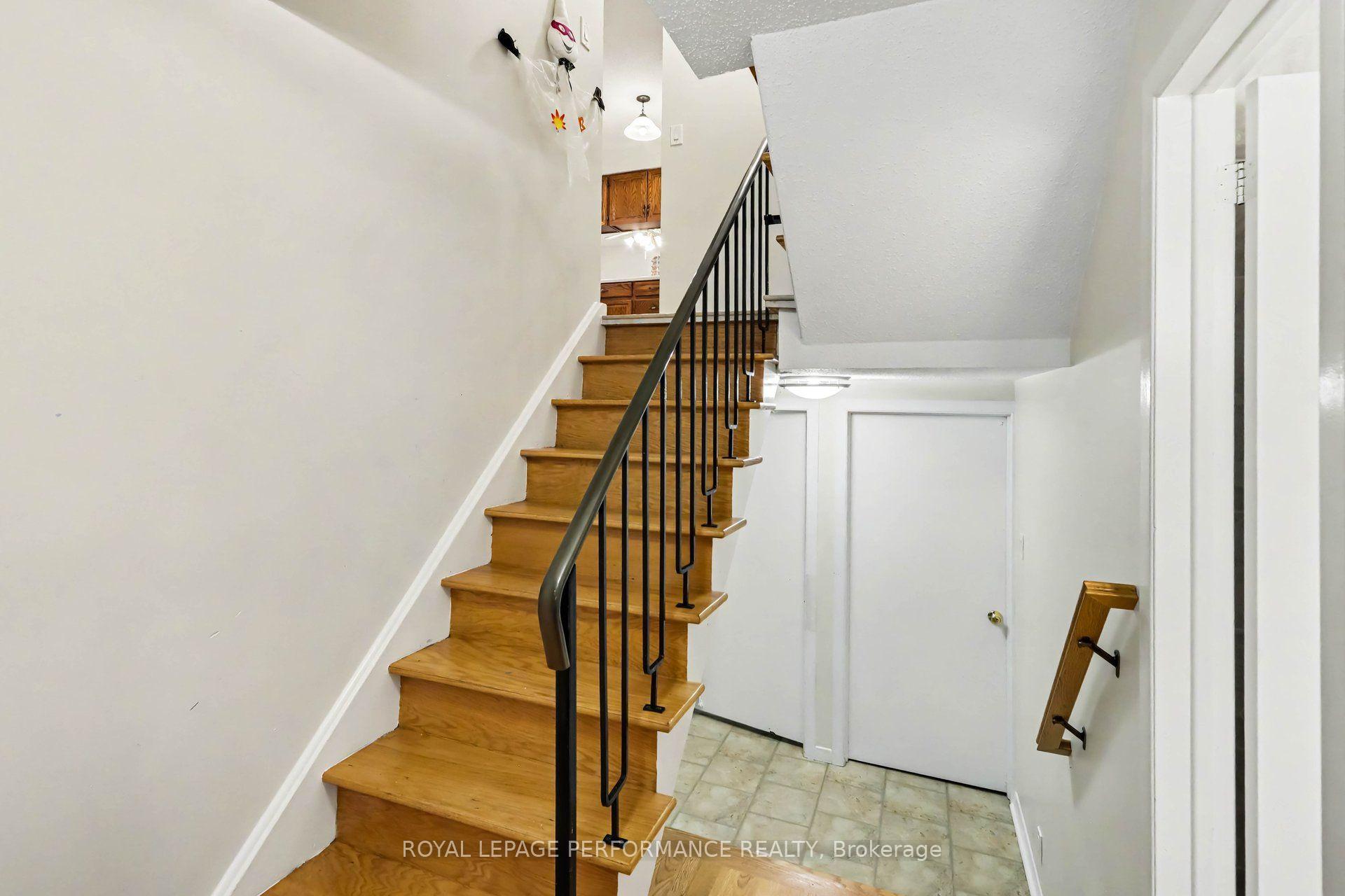 Photo 28 of 21 Pulford Crescent, Ottawa, Bayshore — HOMEH