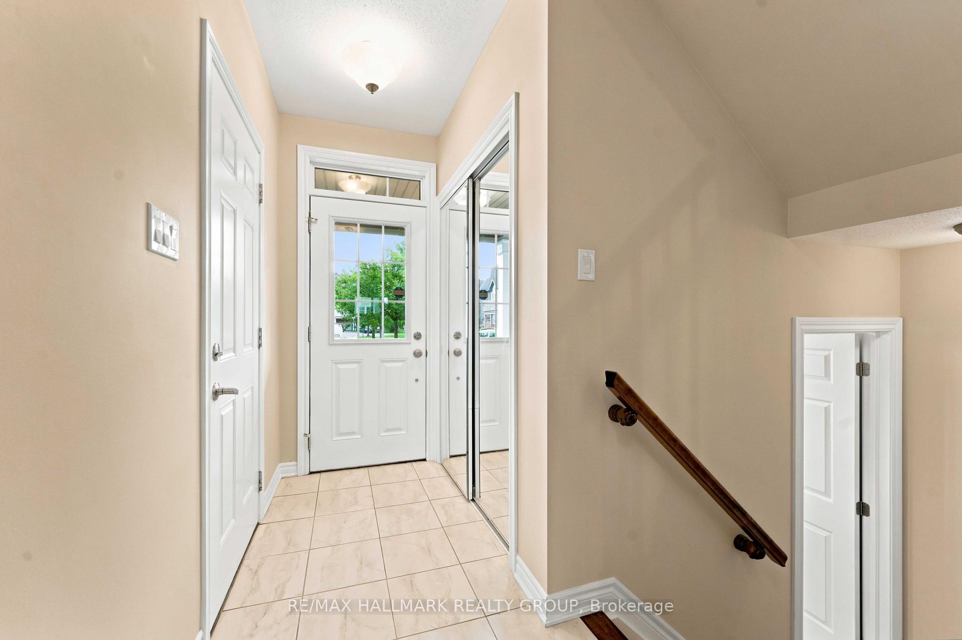 Photo 21 of 387 Sweet Grass Circle, Ottawa, Barrhaven - Half Moon Bay — HOMEH