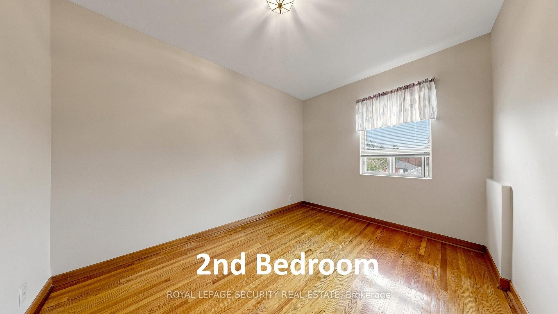 Photo 18 of 137 Robina Avenue, Toronto, Oakwood Village — HOMEH