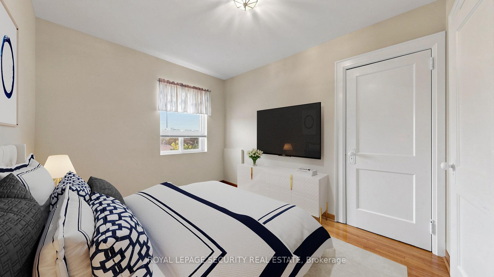 Photo 21 of 137 Robina Avenue, Toronto, Oakwood Village — HOMEH