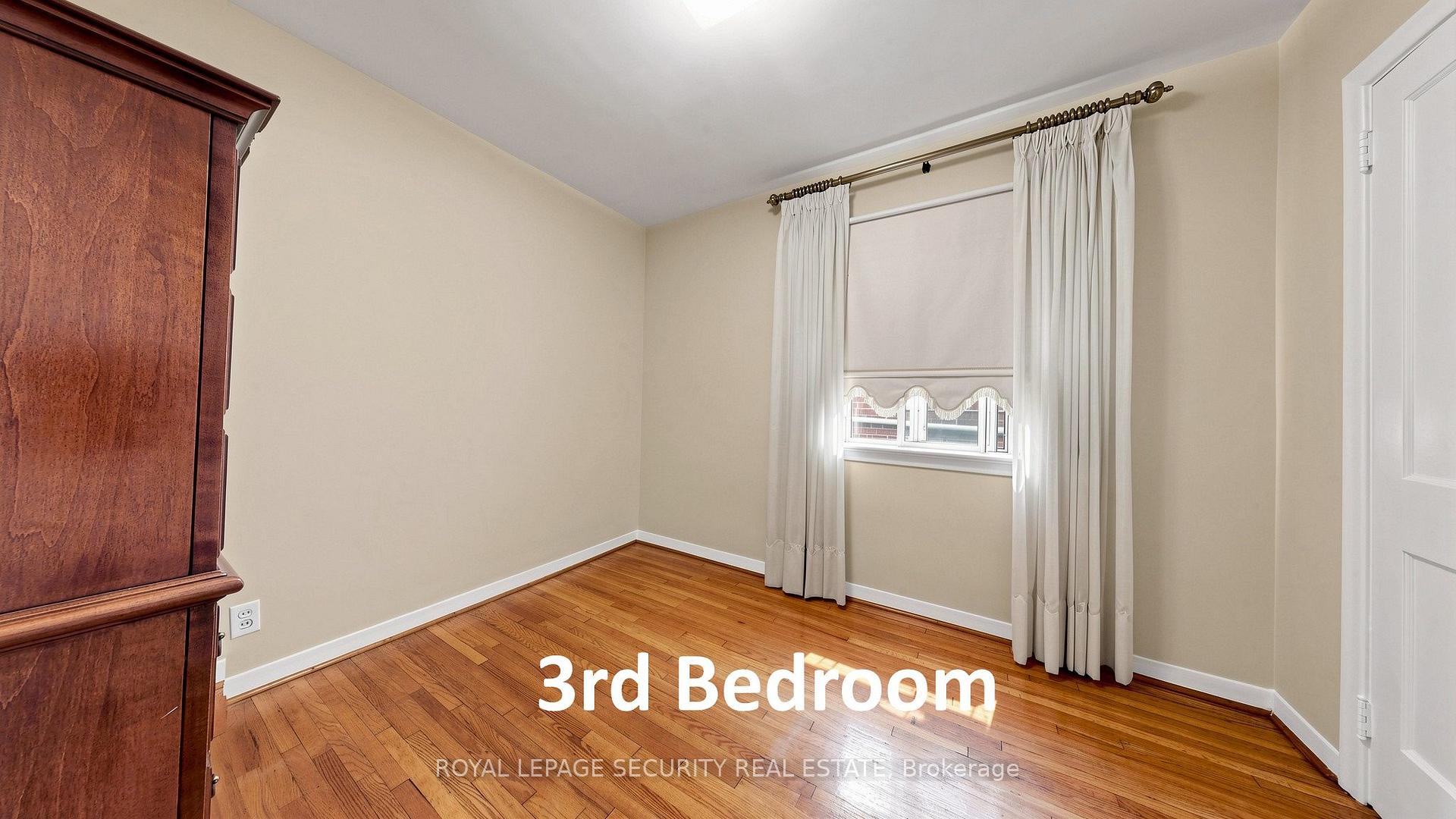 Photo 22 of 137 Robina Avenue, Toronto, Oakwood Village — HOMEH