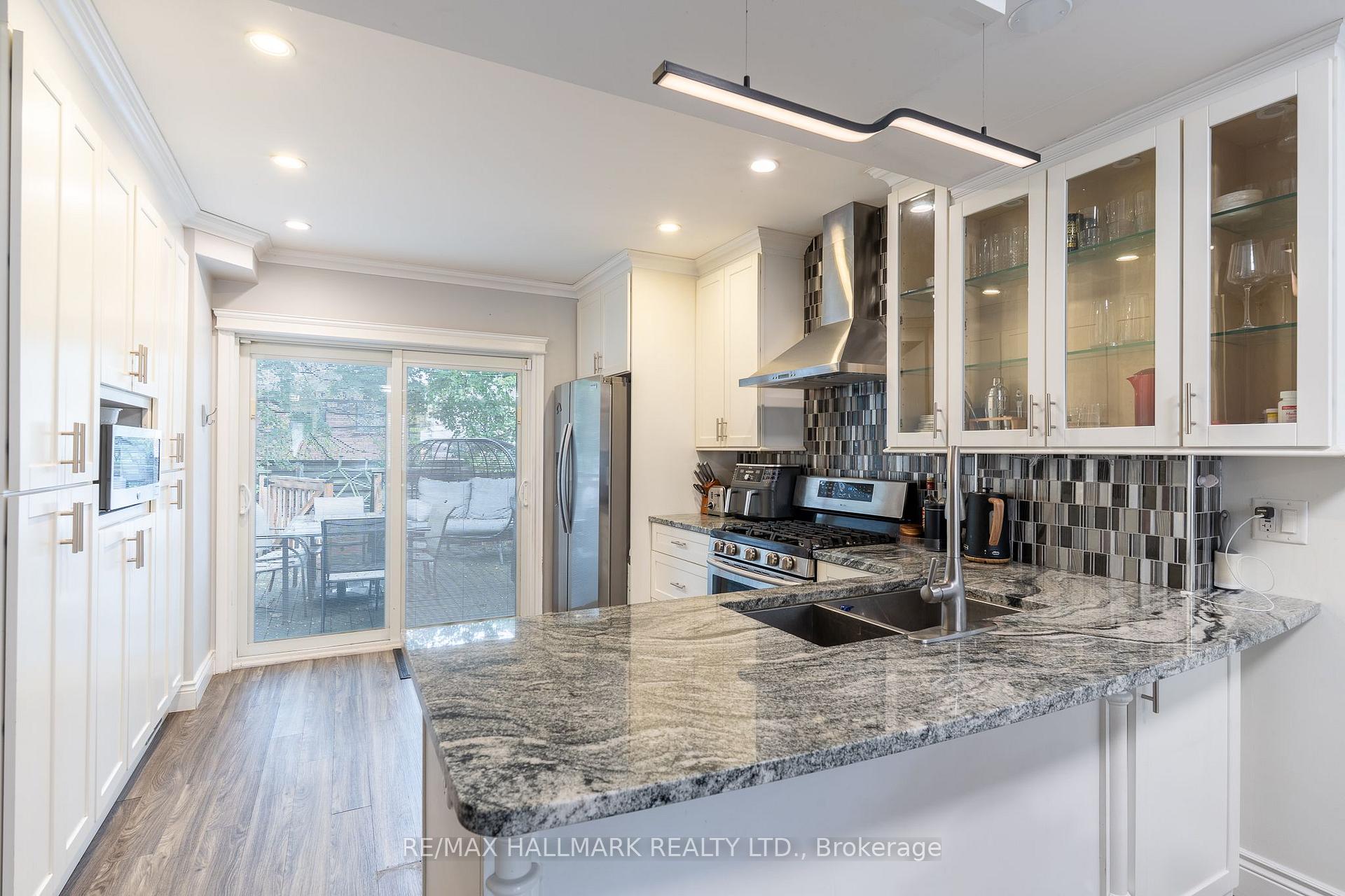 Photo 10 of 122 Holborne Avenue, Toronto, Danforth Village-East York — HOMEH