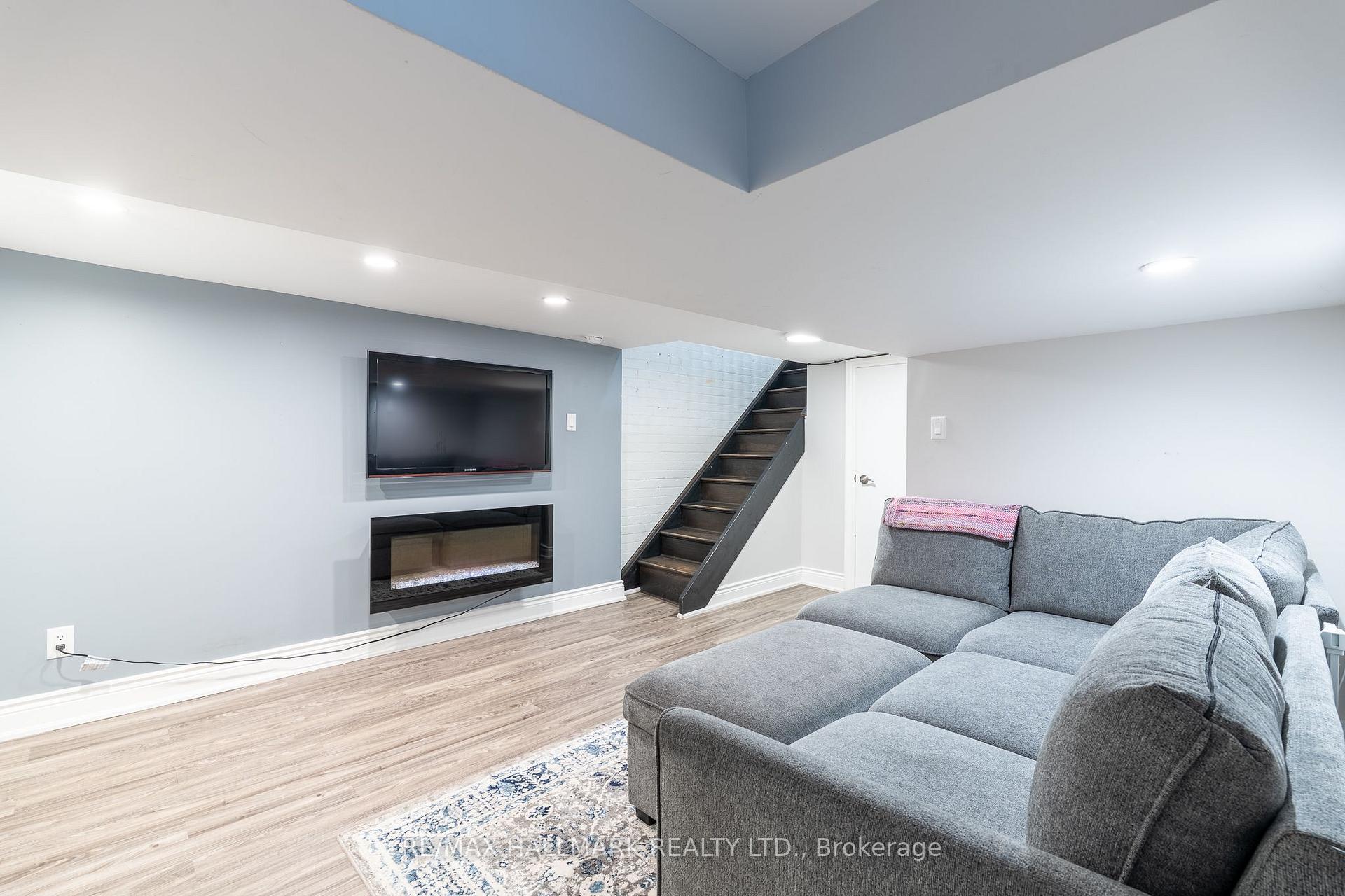 Photo 21 of 122 Holborne Avenue, Toronto, Danforth Village-East York — HOMEH