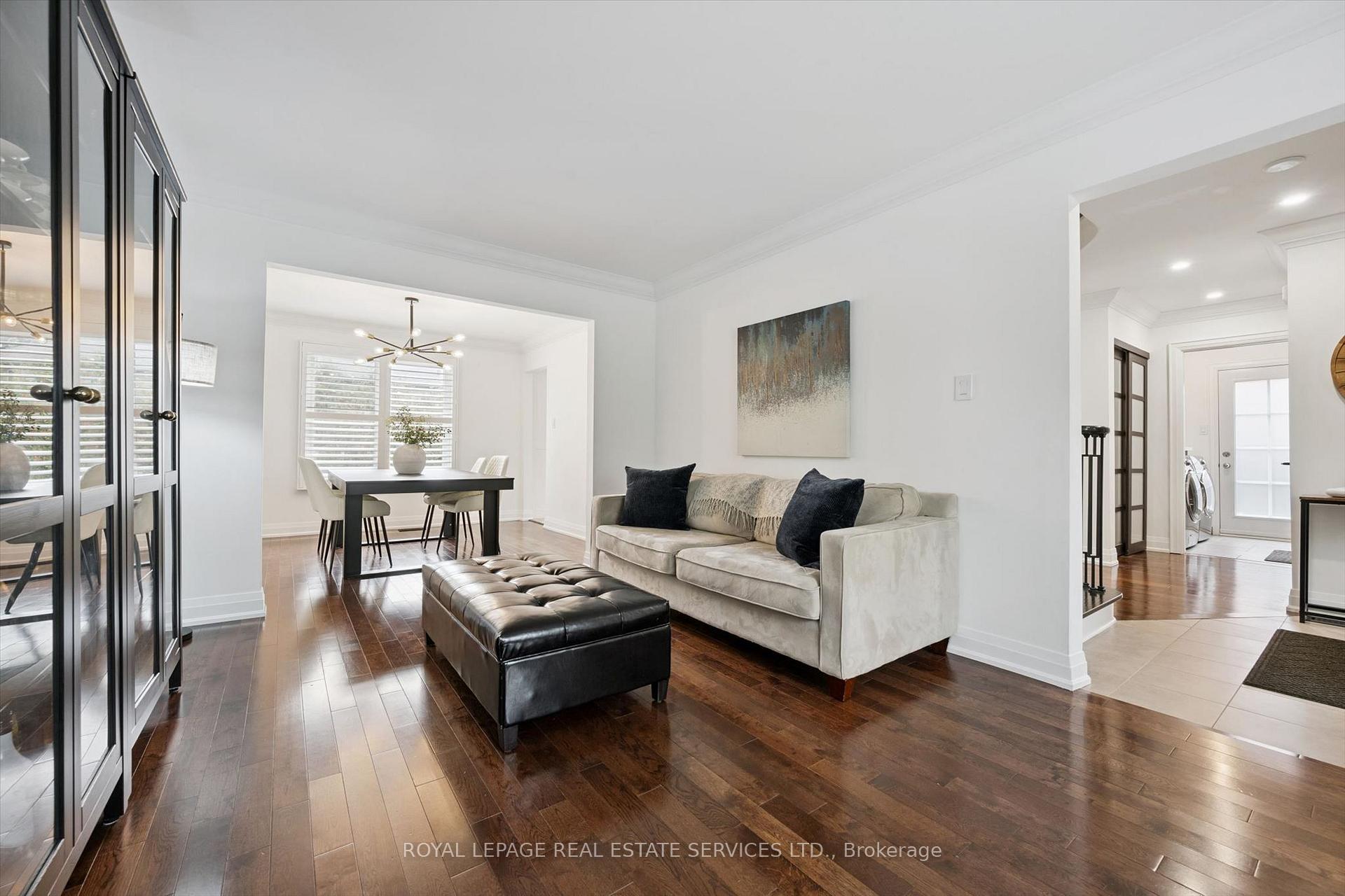Photo 9 of 360 River Oaks Boulevard W, Oakville, River Oaks — HOMEH