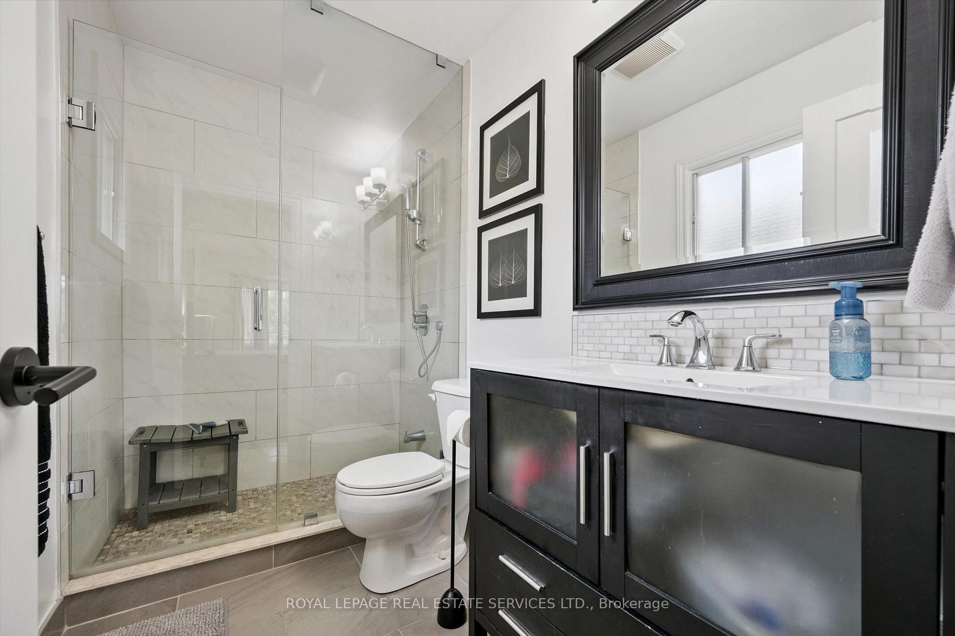 Photo 30 of 360 River Oaks Boulevard W, Oakville, River Oaks — HOMEH
