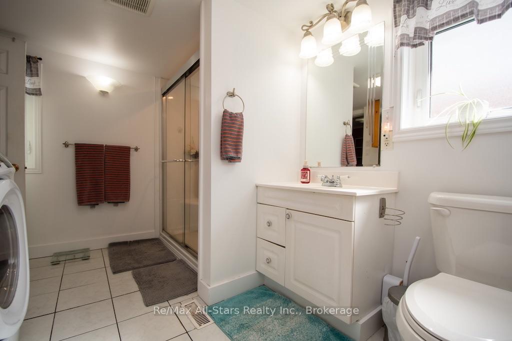 Photo 19 of 23 Wolfe Street, Kawartha Lakes, Lindsay — HOMEH