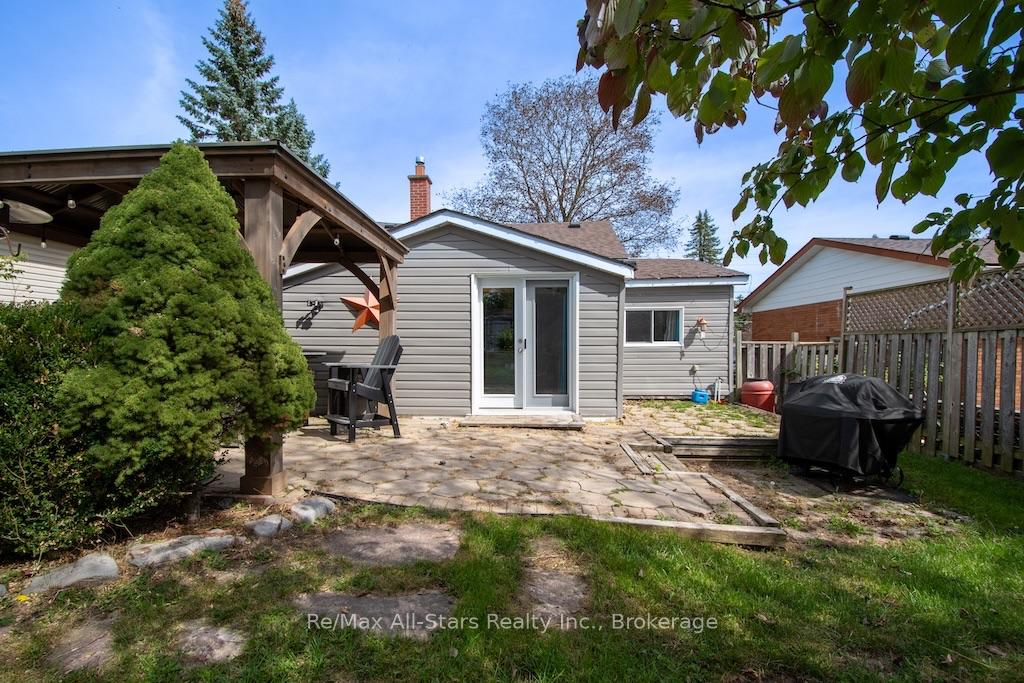 Photo 27 of 23 Wolfe Street, Kawartha Lakes, Lindsay — HOMEH