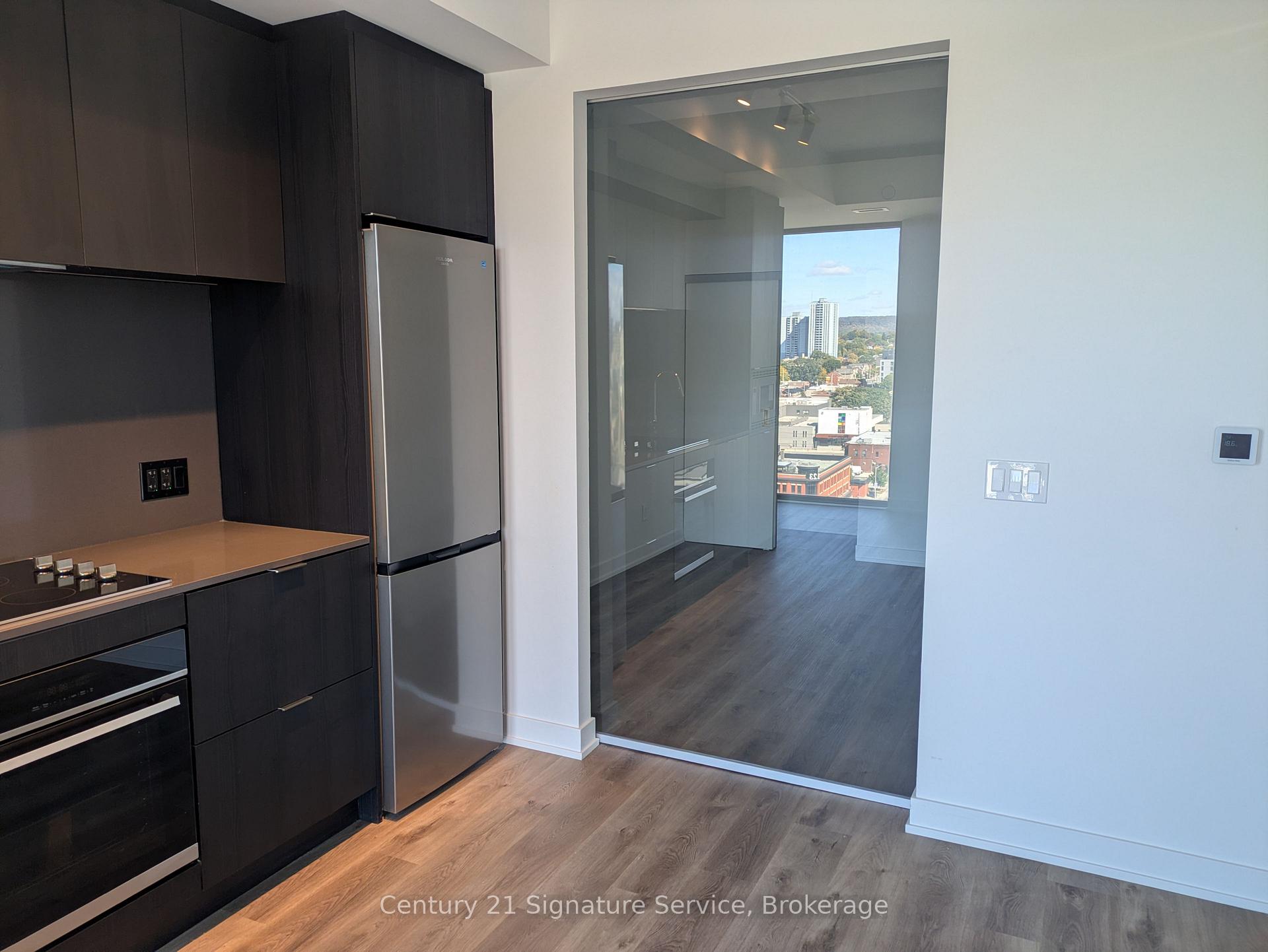 Photo 14 of Unit 1407, 91 John Street, Hamilton, Corktown — HOMEH