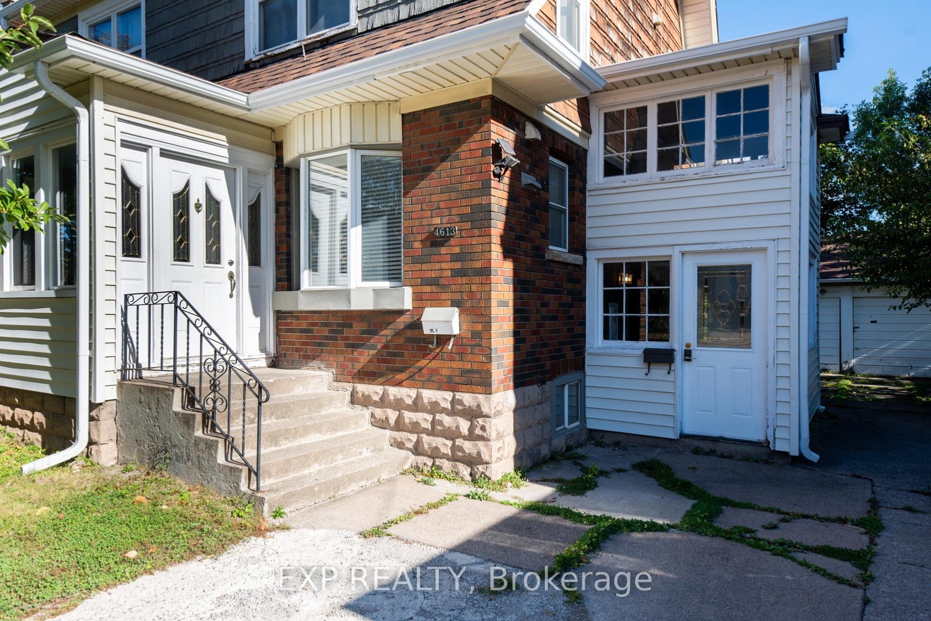 Photo 2 of 4613 Ryerson Crescent, Niagara Falls, Downtown — HOMEH