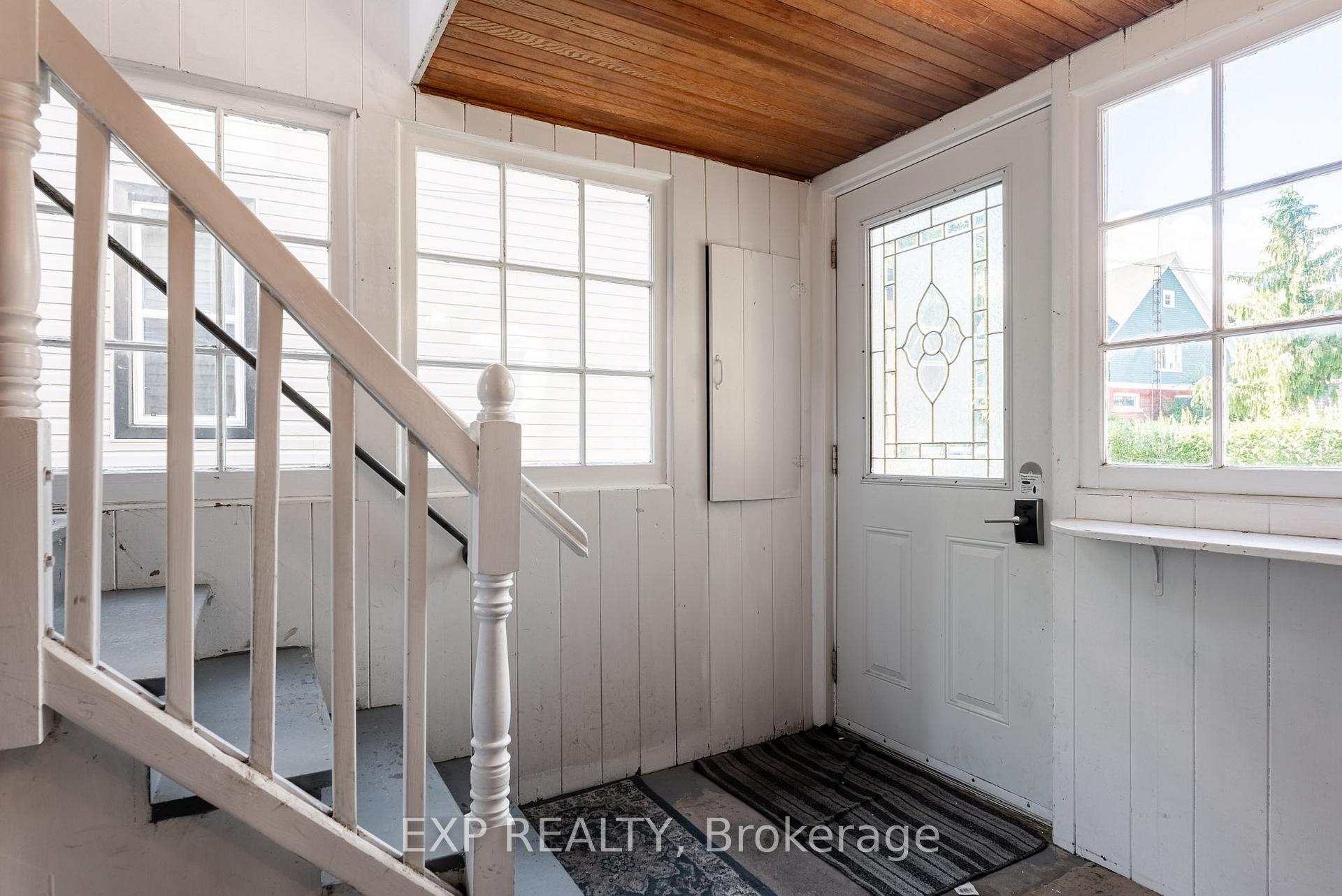 Photo 14 of 4613 Ryerson Crescent, Niagara Falls, Downtown — HOMEH