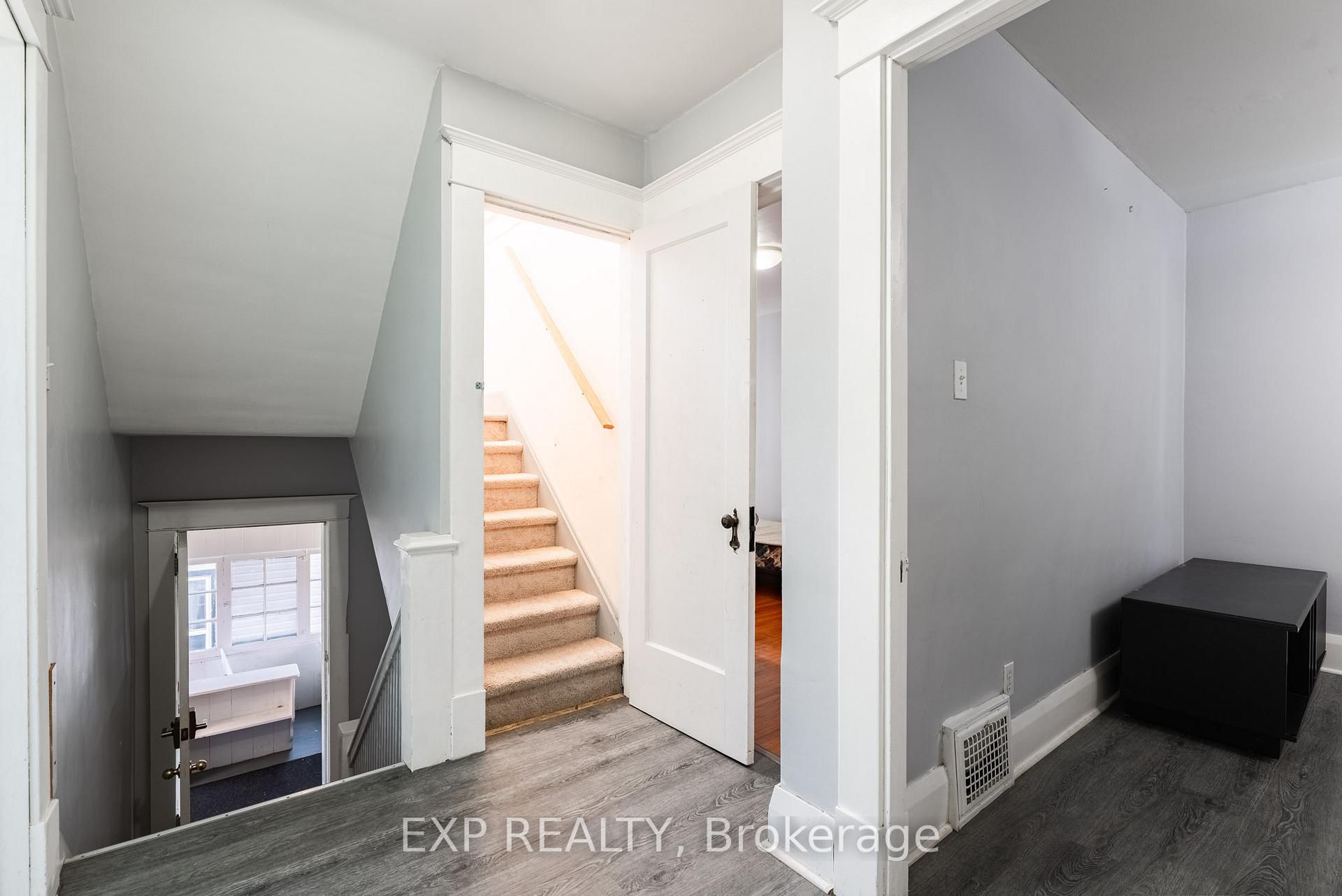 Photo 24 of 4613 Ryerson Crescent, Niagara Falls, Downtown — HOMEH