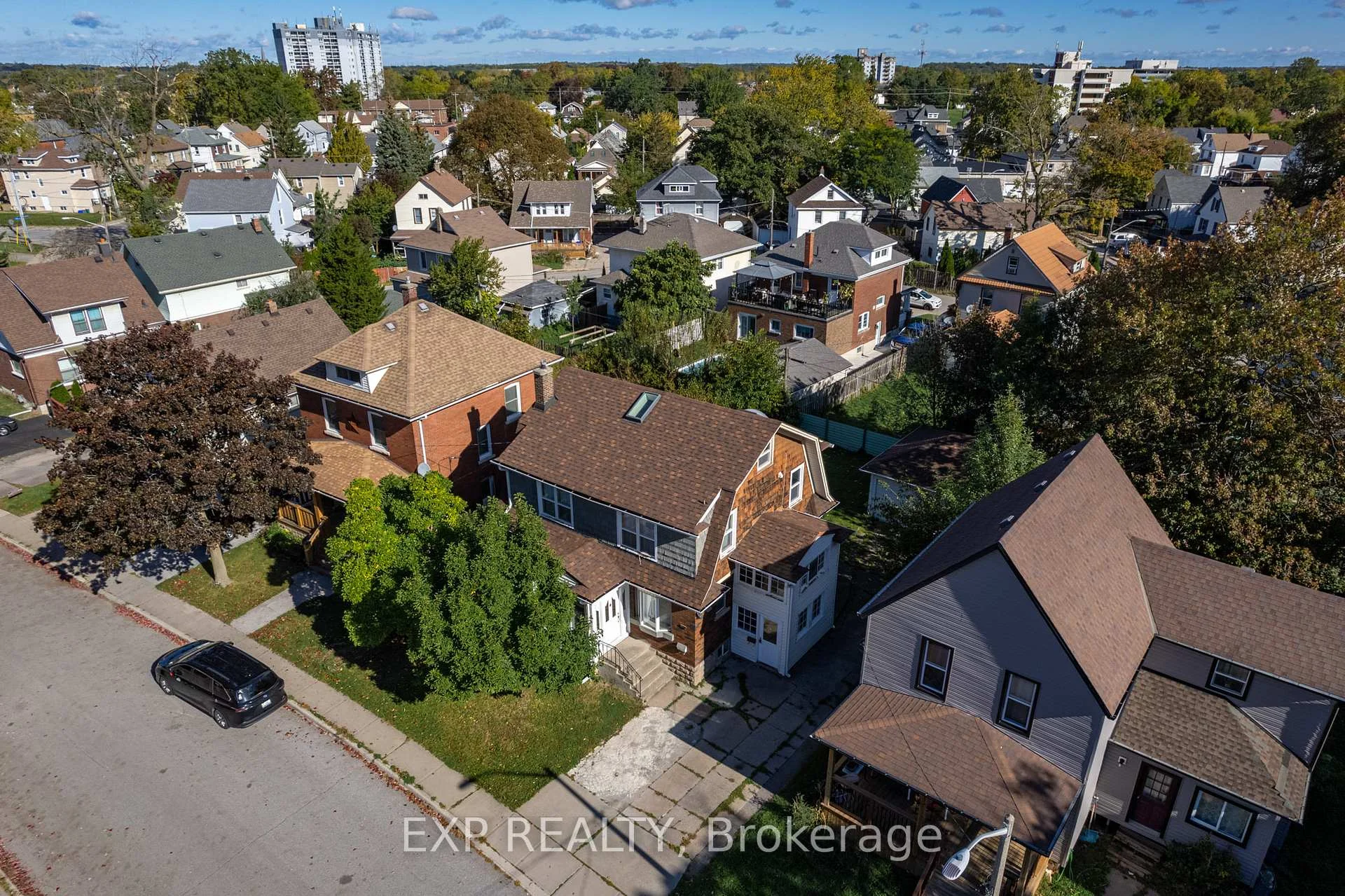 Photo 38 of 4613 Ryerson Crescent, Niagara Falls, Downtown — HOMEH