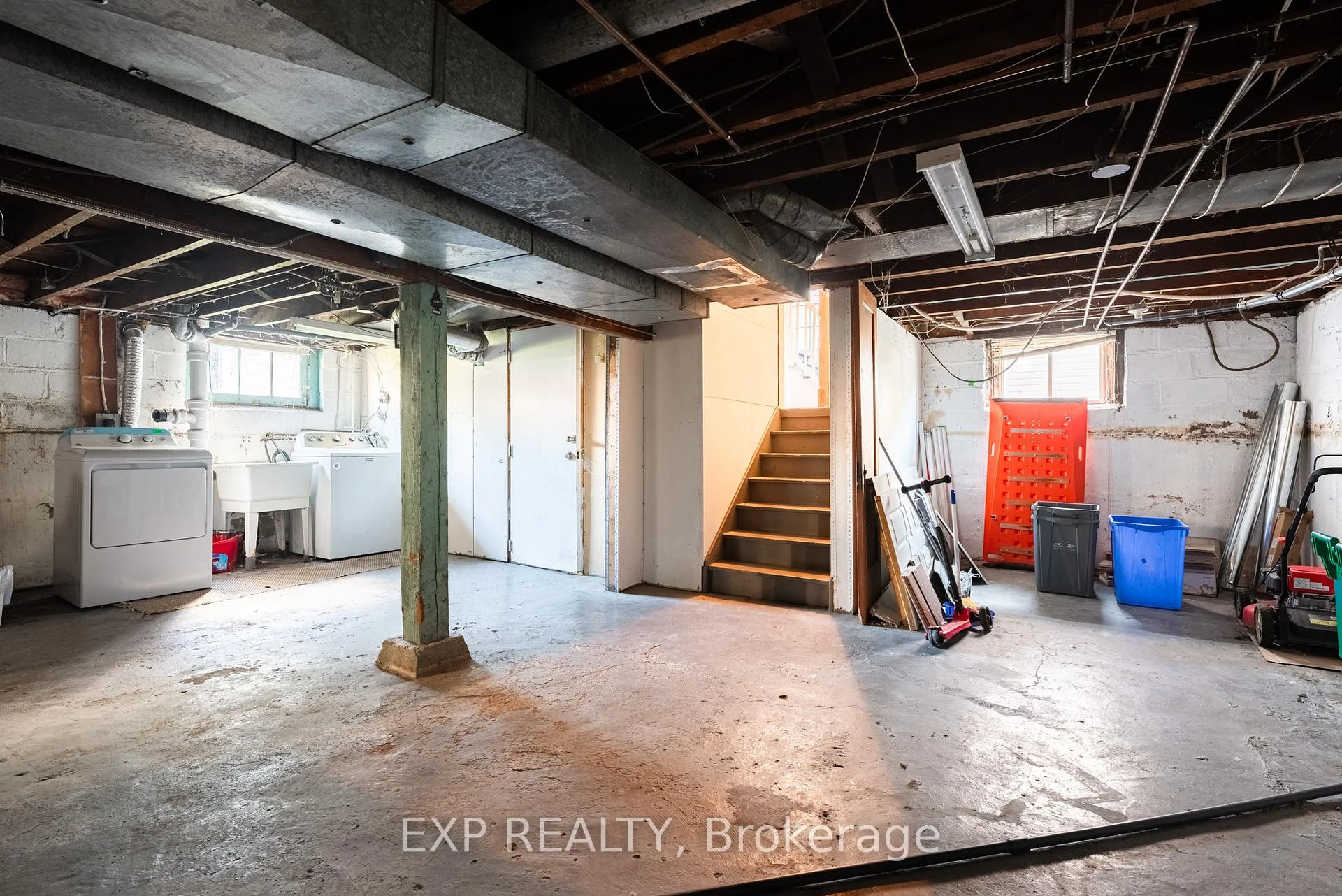 Photo 42 of 4613 Ryerson Crescent, Niagara Falls, Downtown — HOMEH