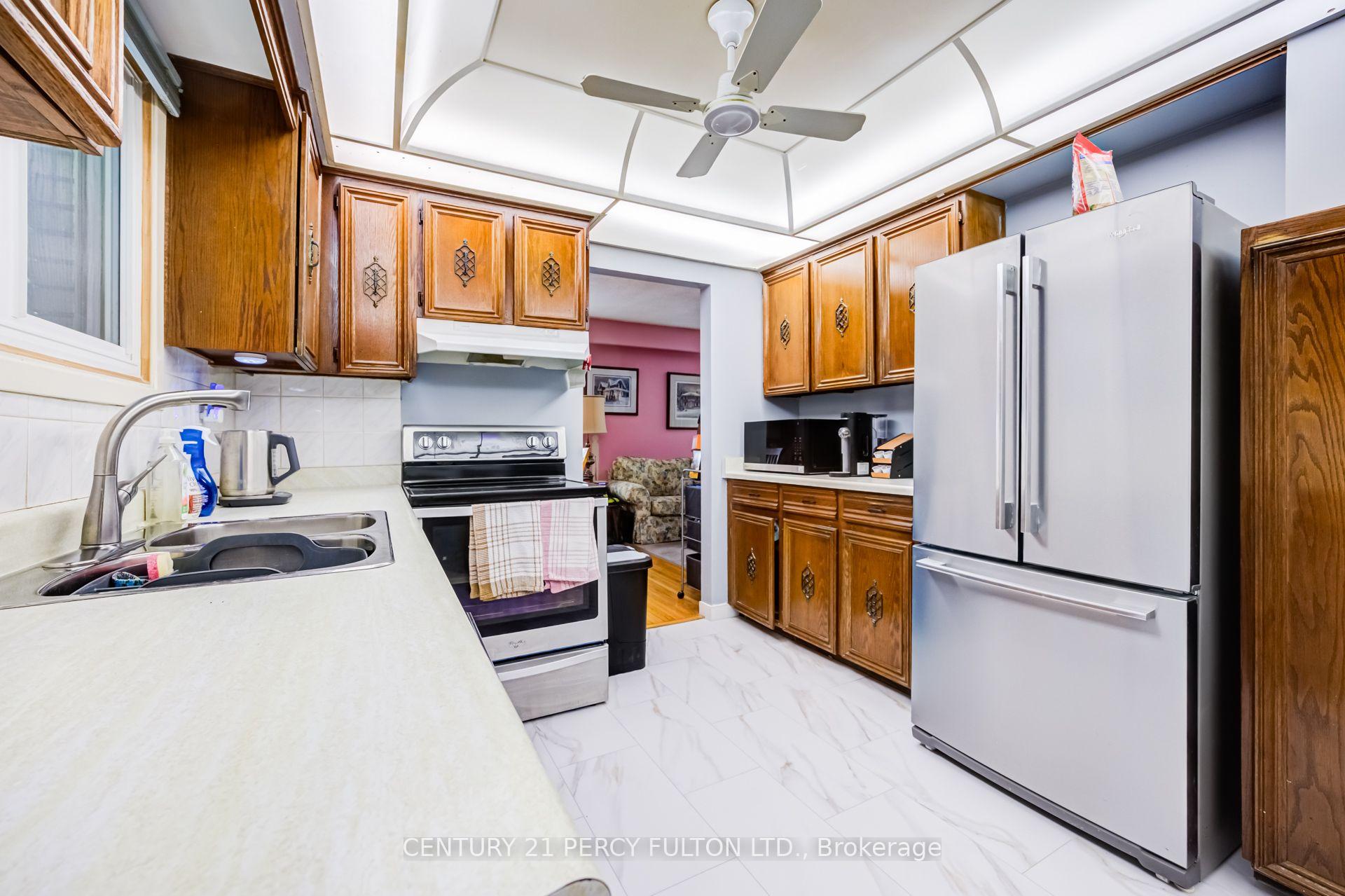 Photo 13 of 705 Edgewood Road, Pickering, Amberlea — HOMEH