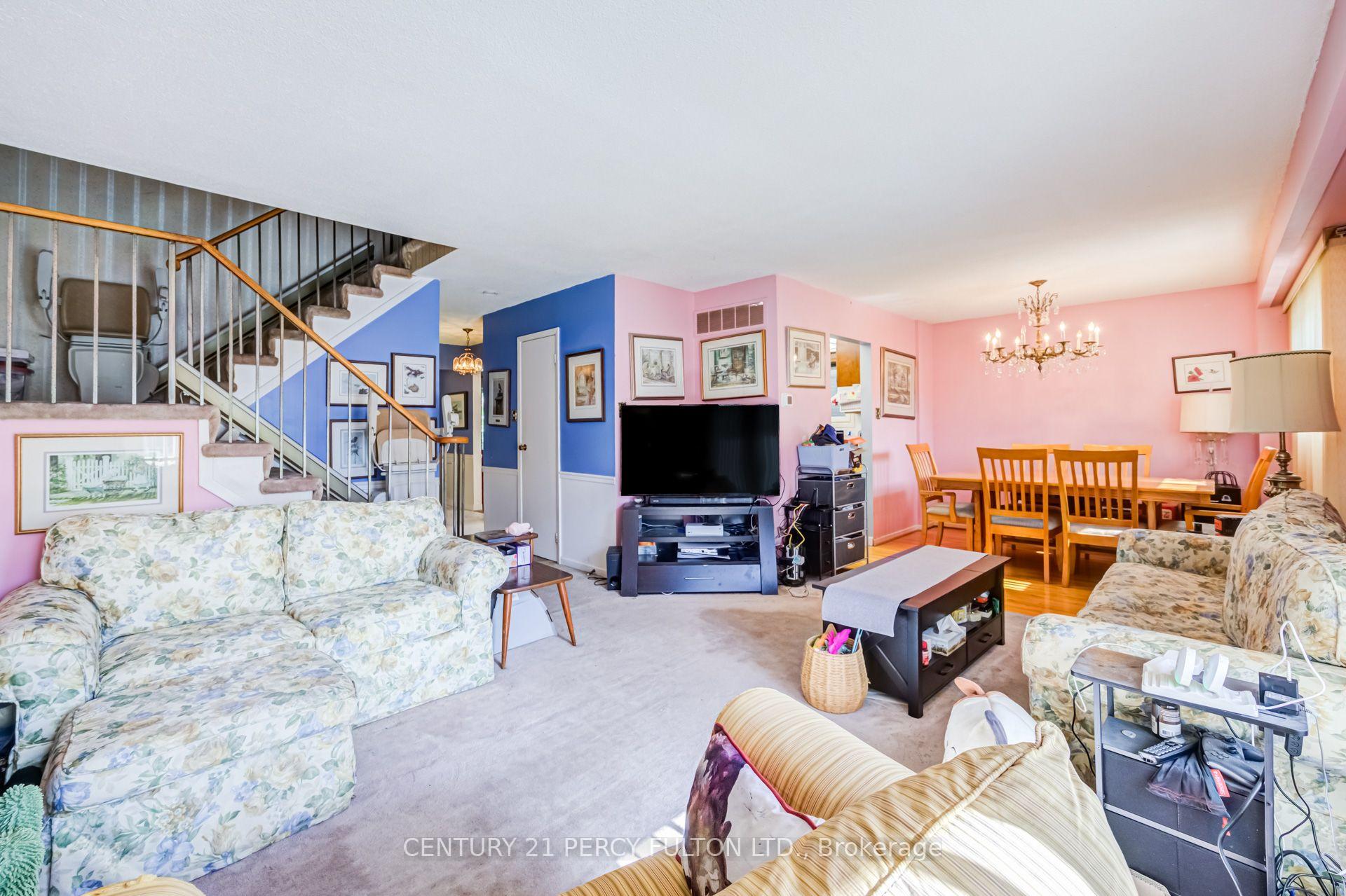 Photo 18 of 705 Edgewood Road, Pickering, Amberlea — HOMEH