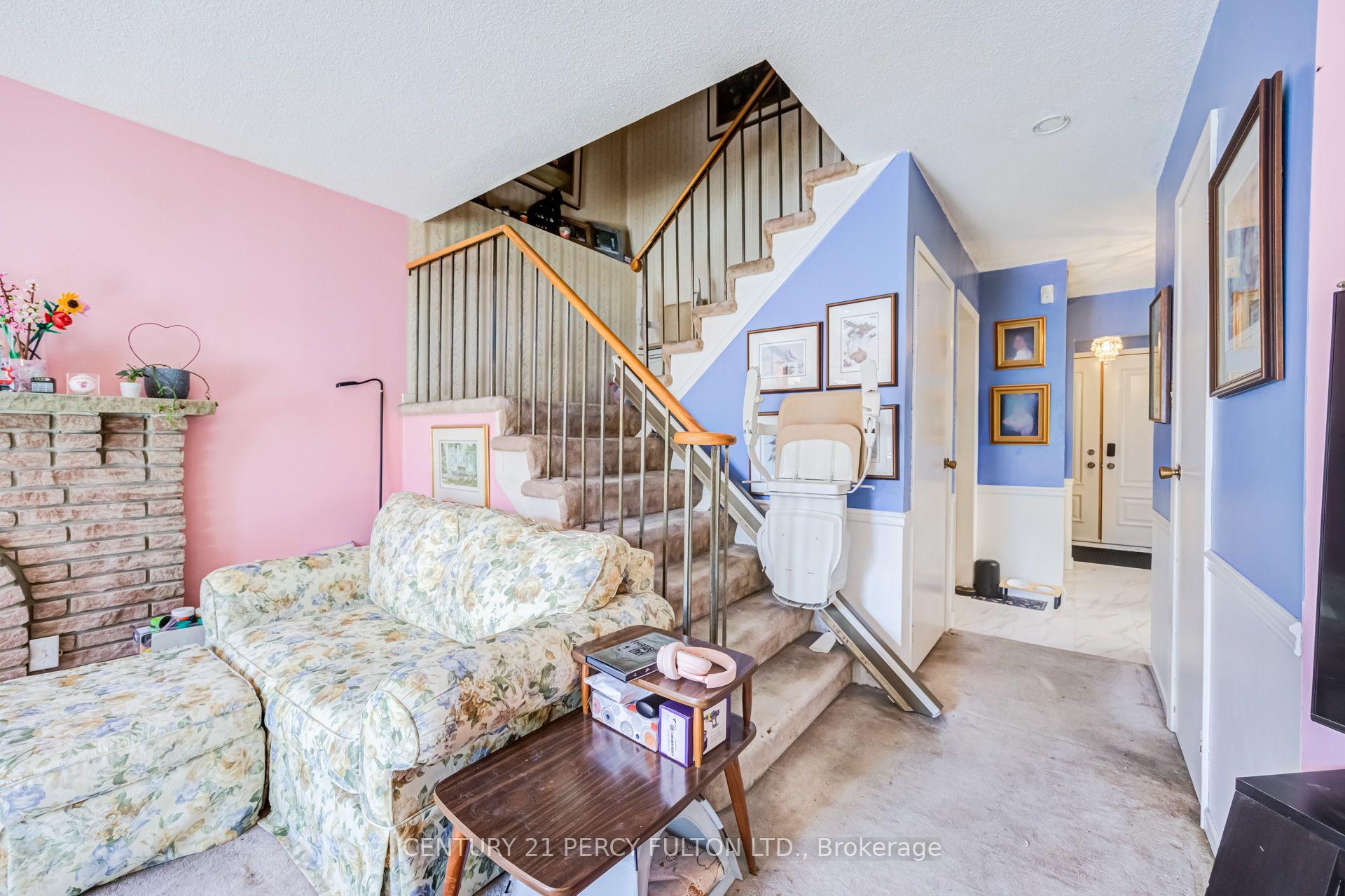 Photo 20 of 705 Edgewood Road, Pickering, Amberlea — HOMEH