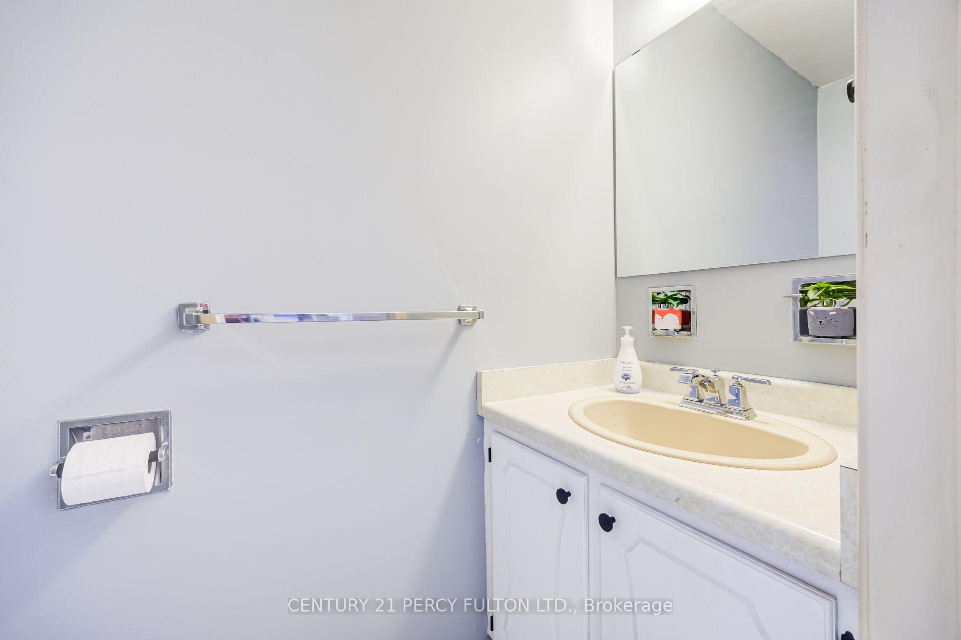 Photo 22 of 705 Edgewood Road, Pickering, Amberlea — HOMEH