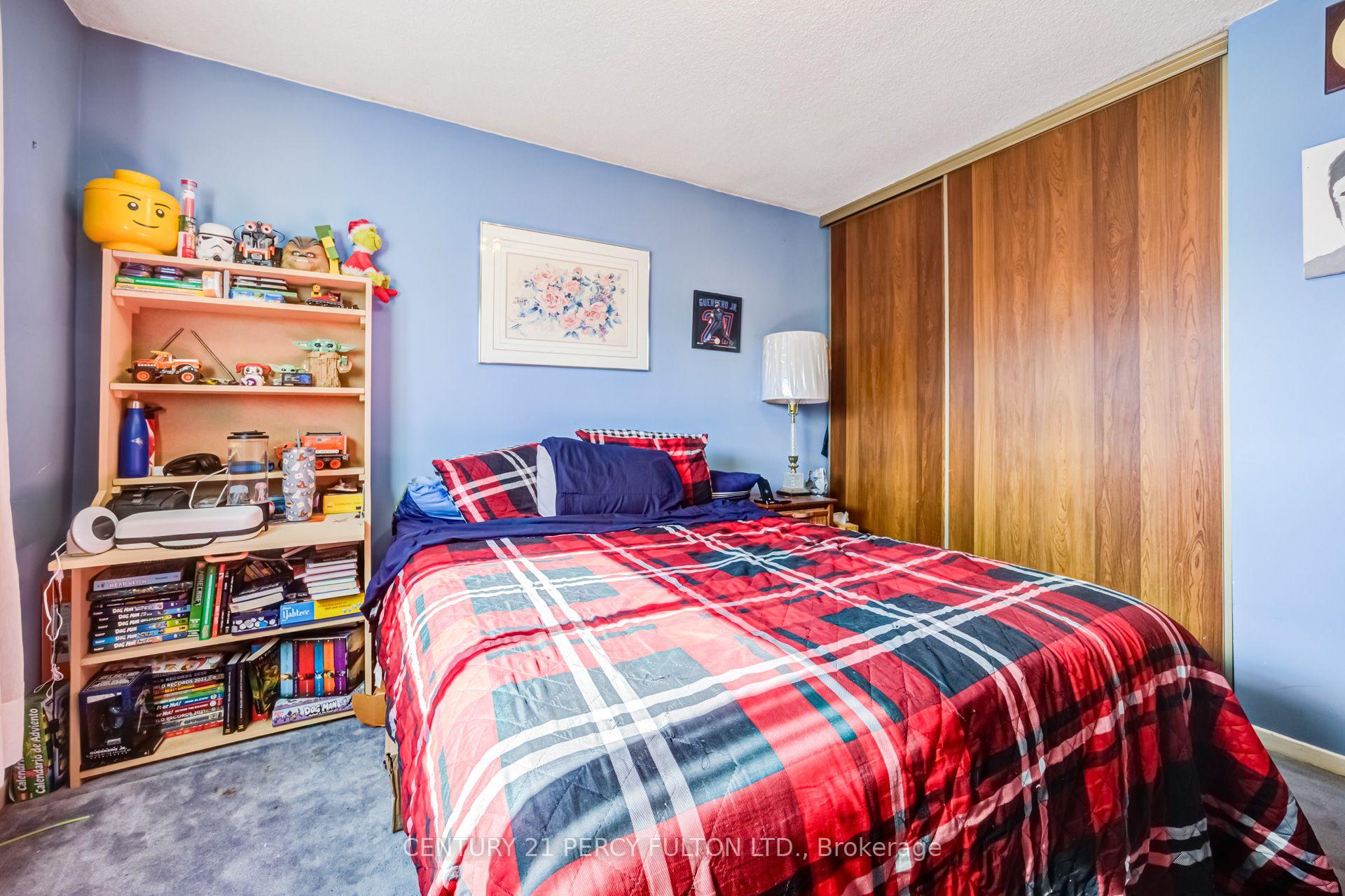 Photo 24 of 705 Edgewood Road, Pickering, Amberlea — HOMEH