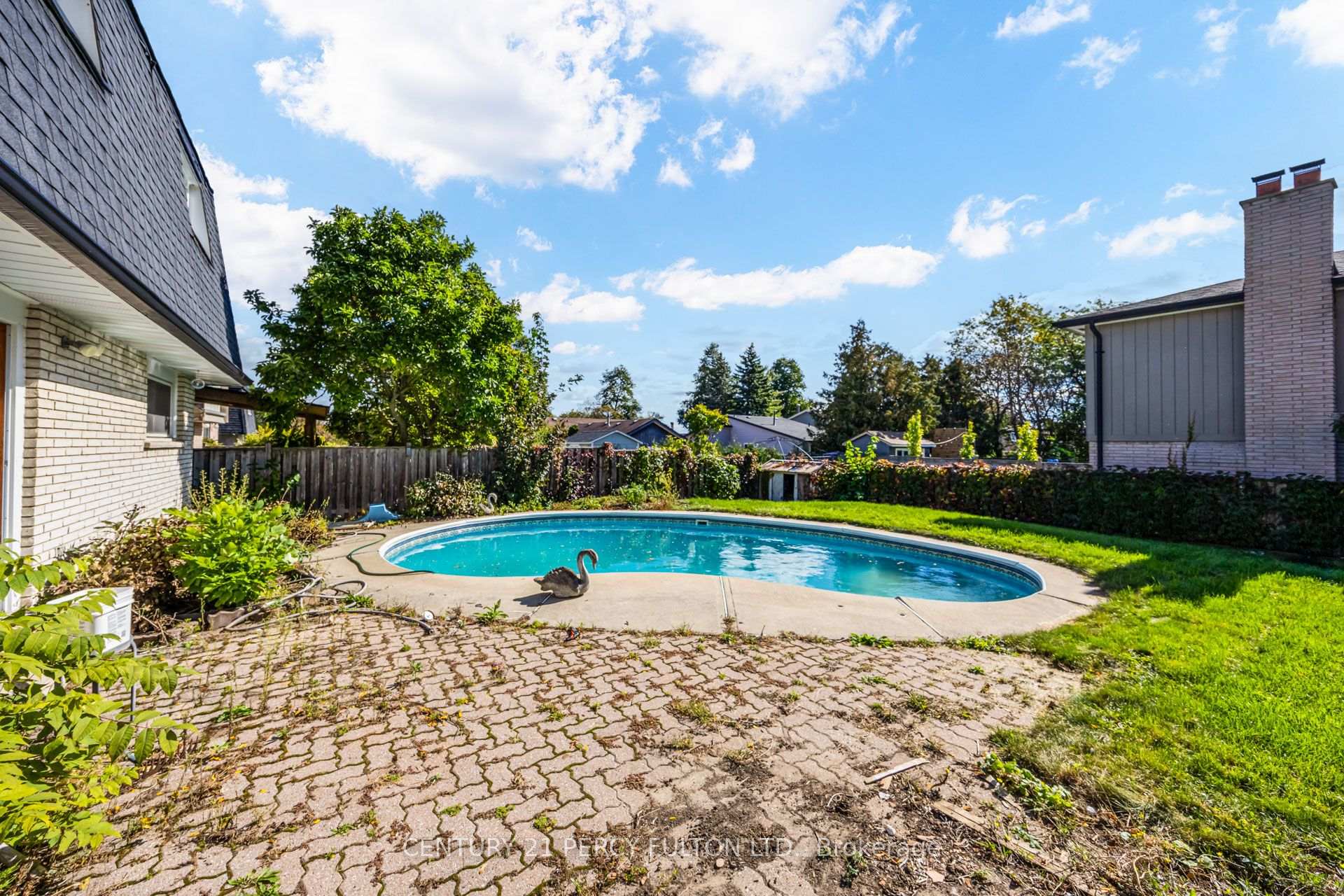 Photo 42 of 705 Edgewood Road, Pickering, Amberlea — HOMEH