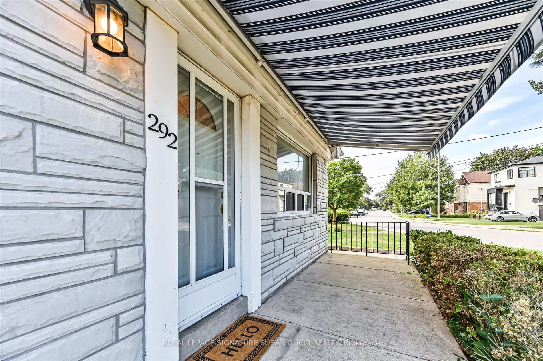 Photo 3 of 292 Glebemount Avenue, Toronto, East York — HOMEH