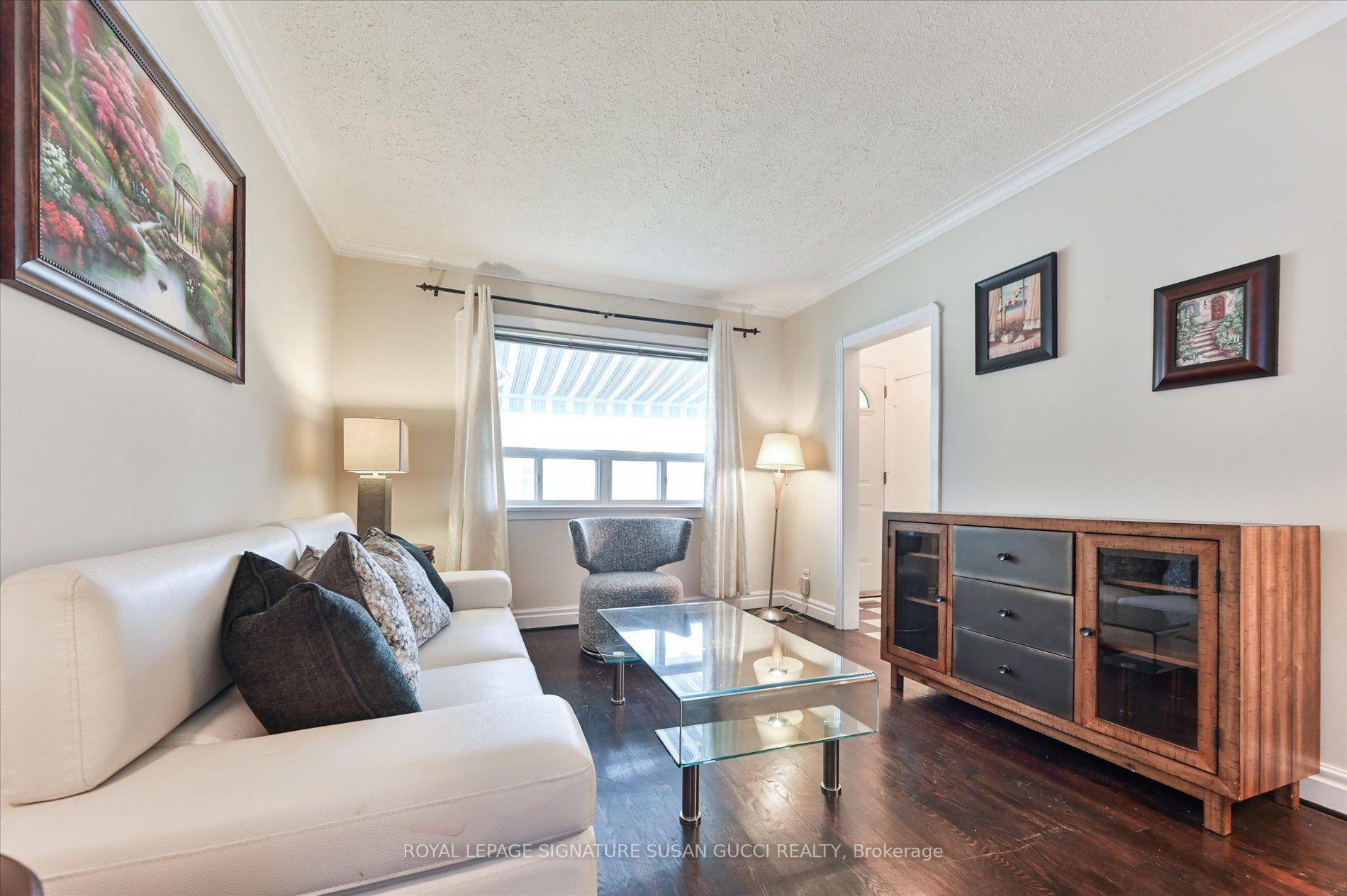 Photo 6 of 292 Glebemount Avenue, Toronto, East York — HOMEH