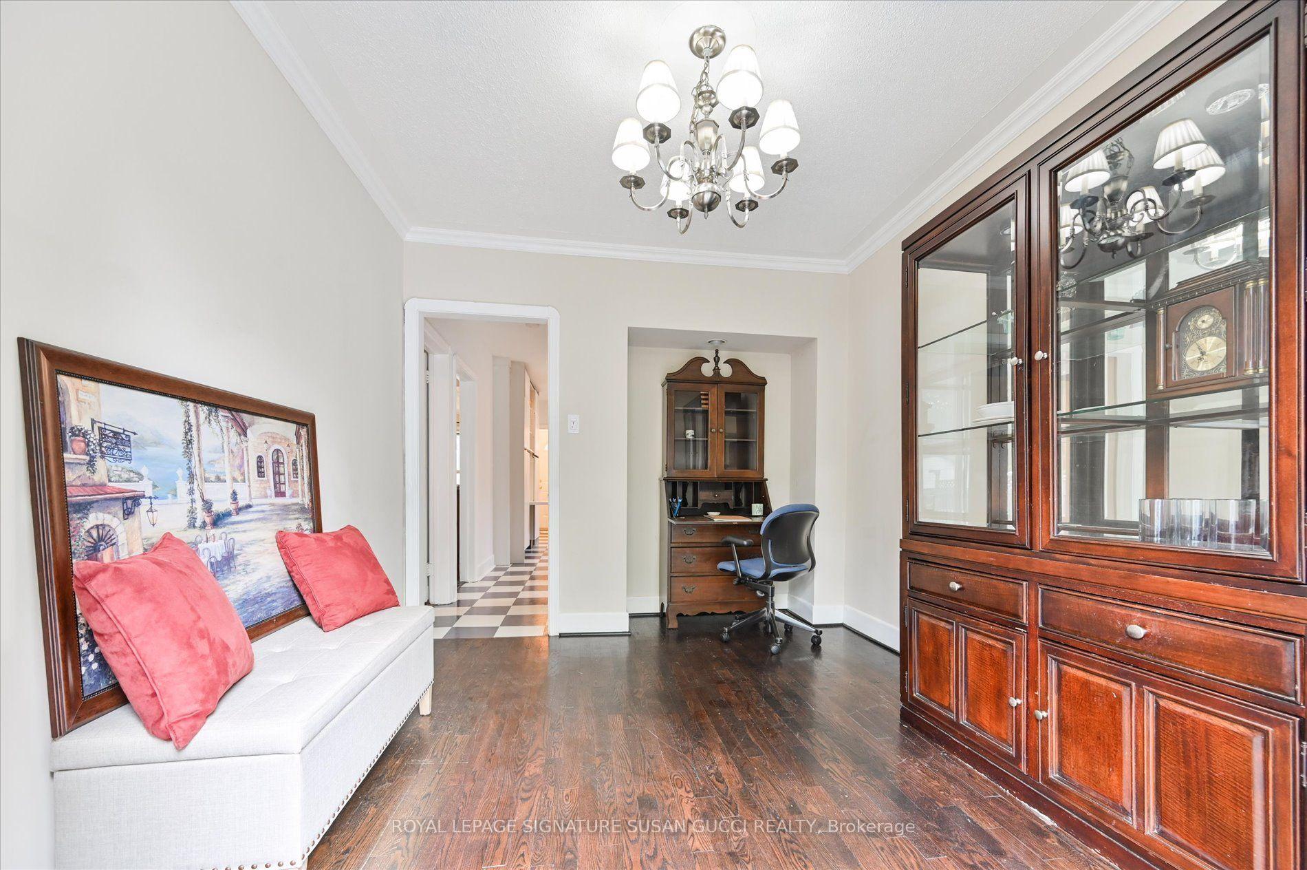 Photo 13 of 292 Glebemount Avenue, Toronto, East York — HOMEH