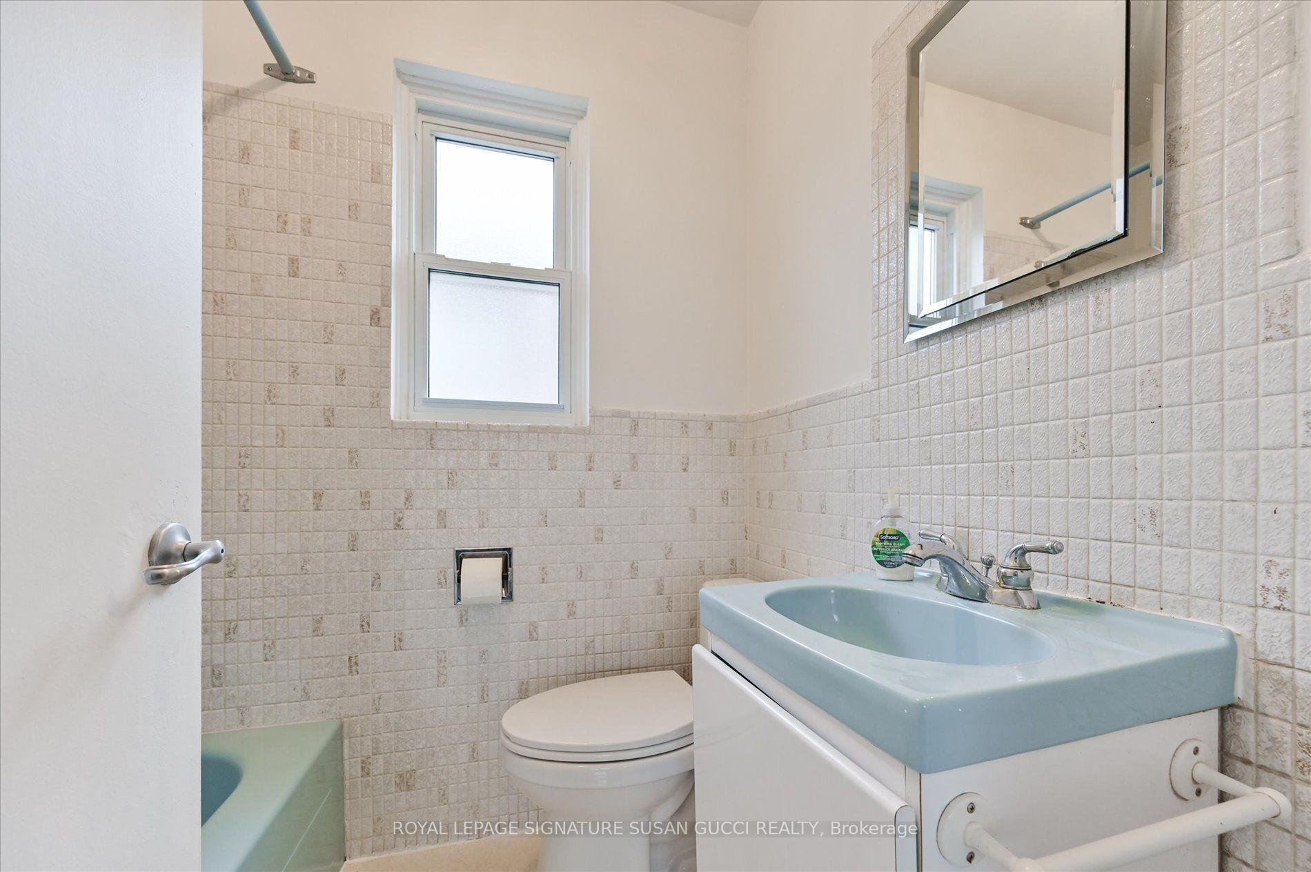 Photo 14 of 292 Glebemount Avenue, Toronto, East York — HOMEH