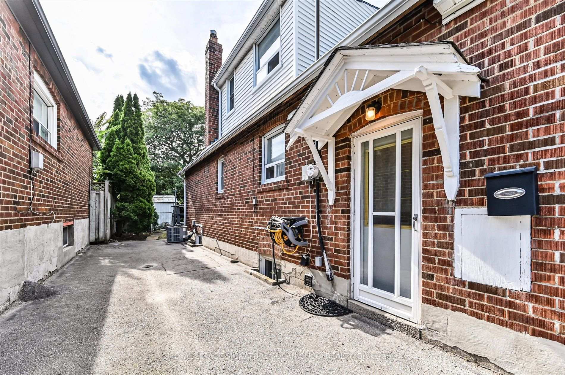 Photo 28 of 292 Glebemount Avenue, Toronto, East York — HOMEH