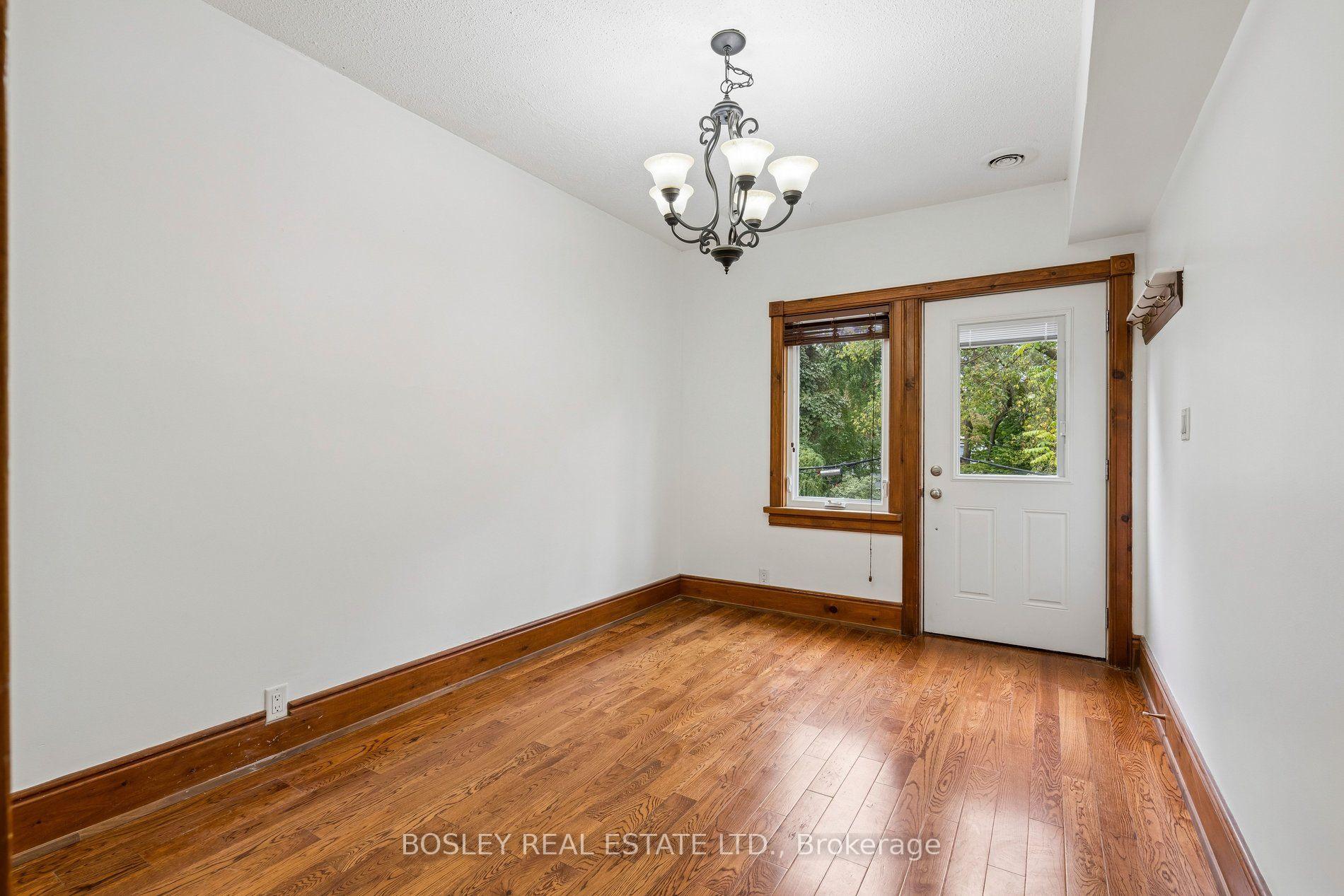 Photo 10 of Unit Upper, 297 Sumach Street, Toronto, Cabbagetown-South St. James Town — HOMEH