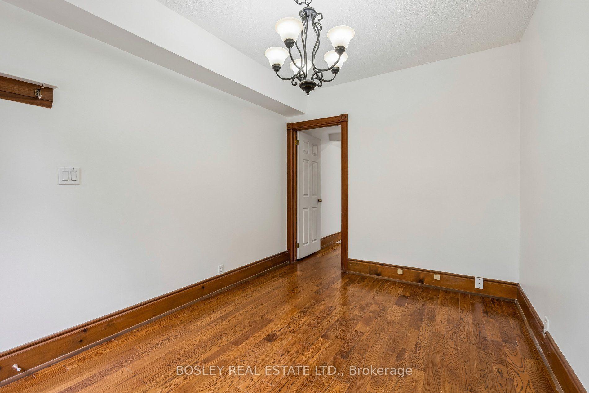 Photo 12 of Unit Upper, 297 Sumach Street, Toronto, Cabbagetown-South St. James Town — HOMEH