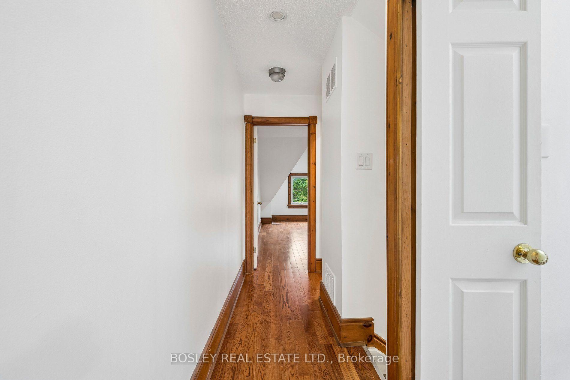 Photo 13 of Unit Upper, 297 Sumach Street, Toronto, Cabbagetown-South St. James Town — HOMEH