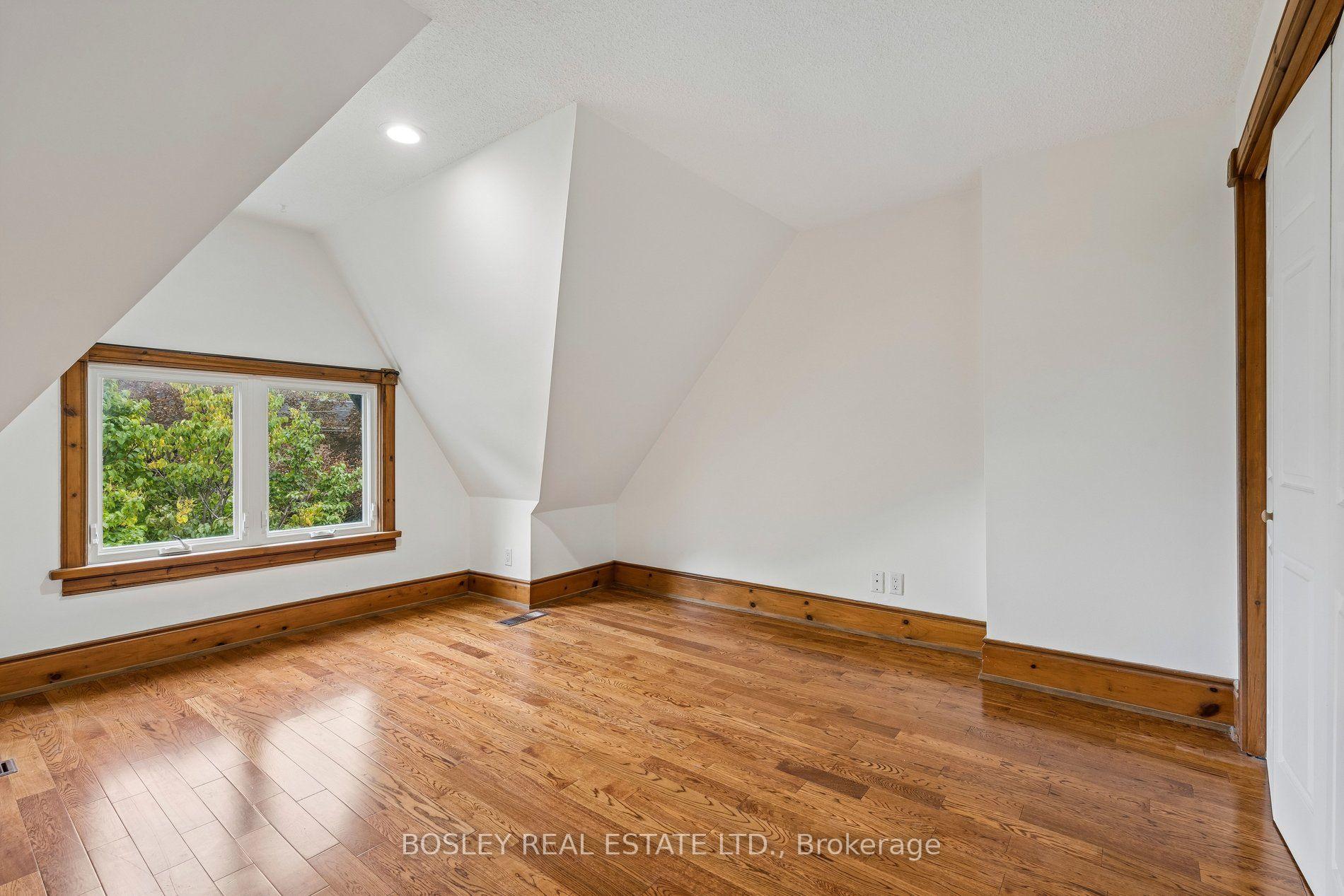 Photo 15 of Unit Upper, 297 Sumach Street, Toronto, Cabbagetown-South St. James Town — HOMEH