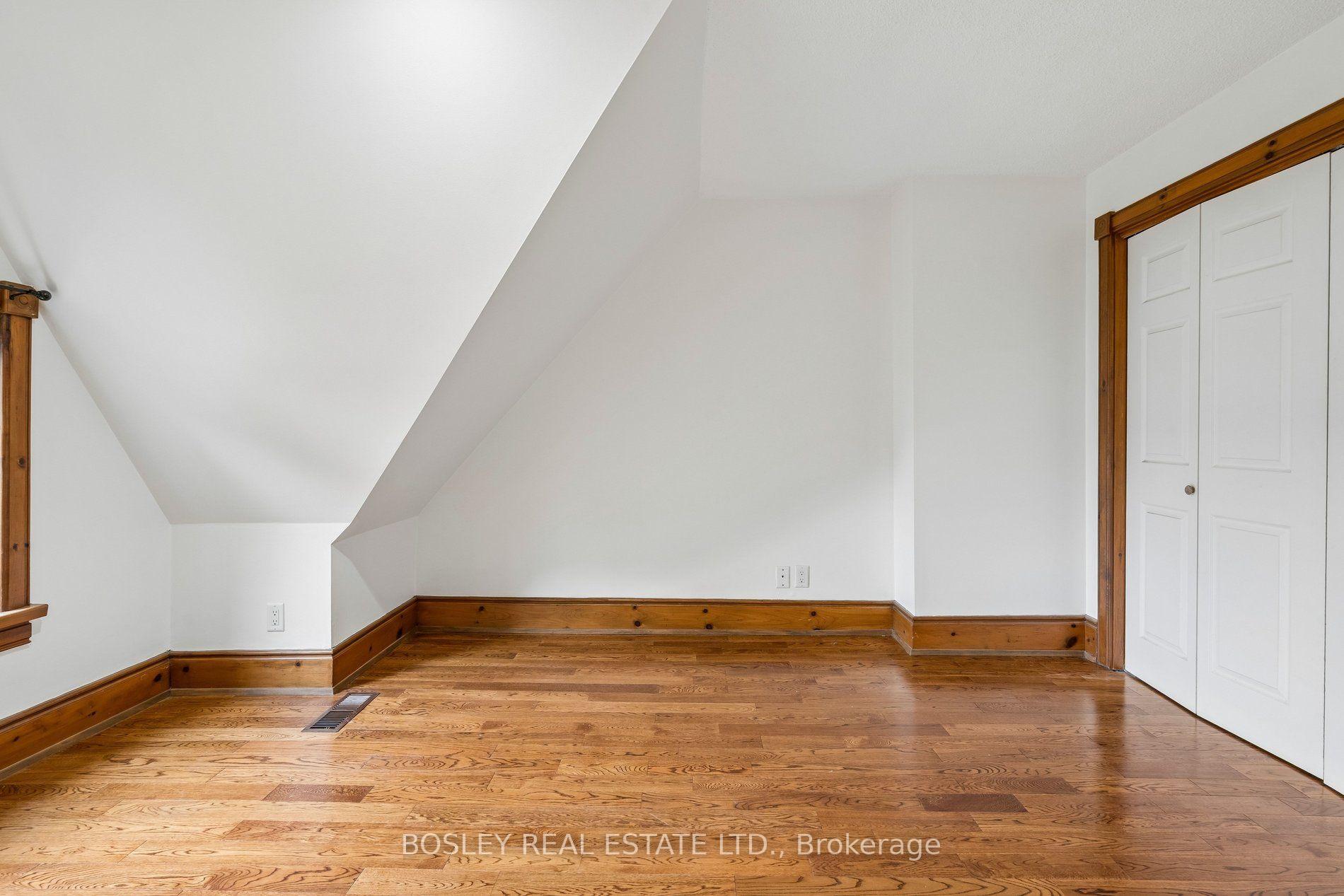 Photo 16 of Unit Upper, 297 Sumach Street, Toronto, Cabbagetown-South St. James Town — HOMEH