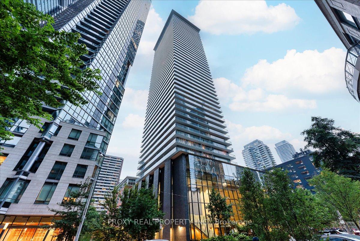 Photo of Unit 3509, 33 Charles Street E