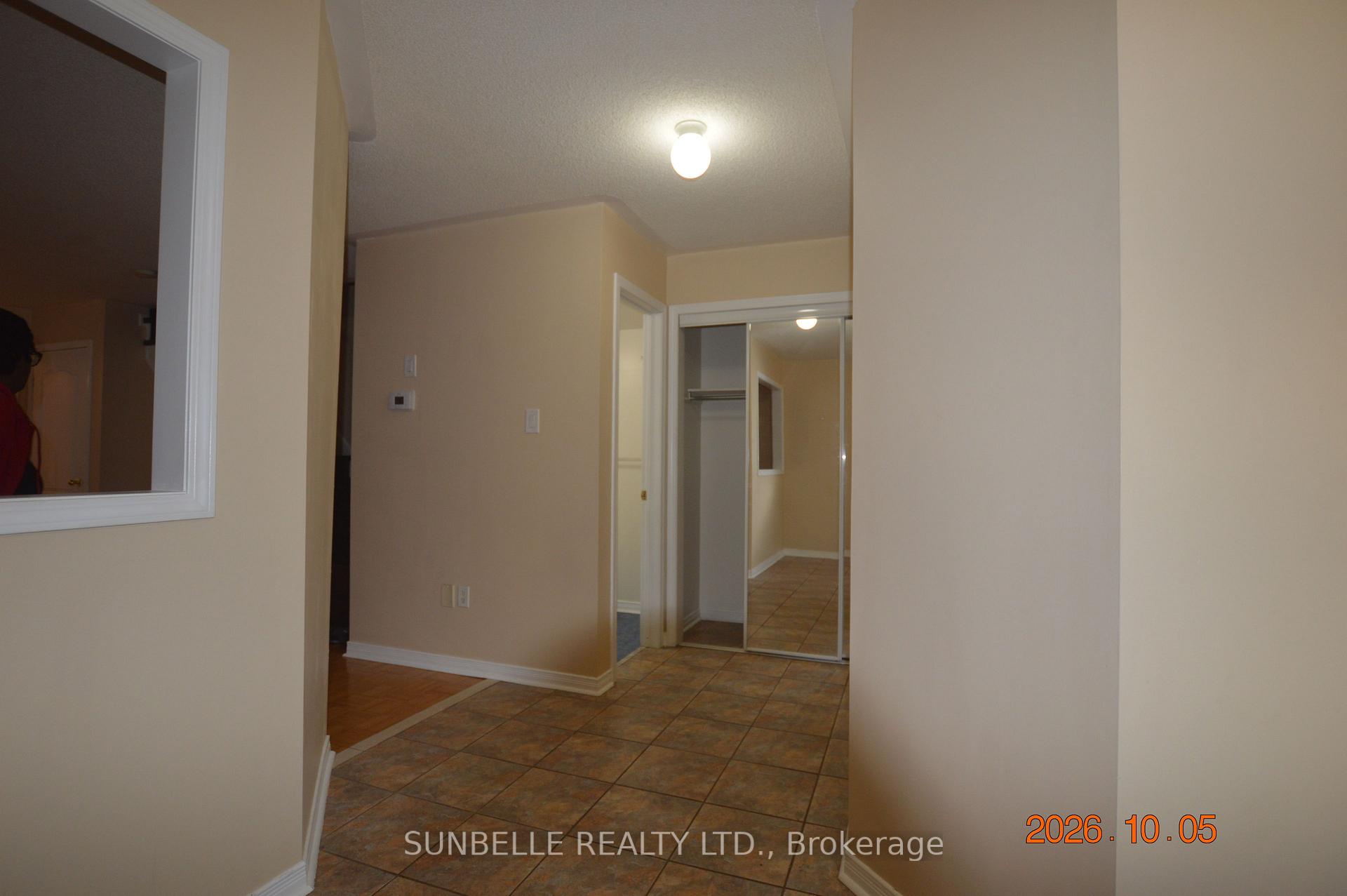 Photo 5 of 5709 Volpe Avenue, Mississauga, East Credit — HOMEH