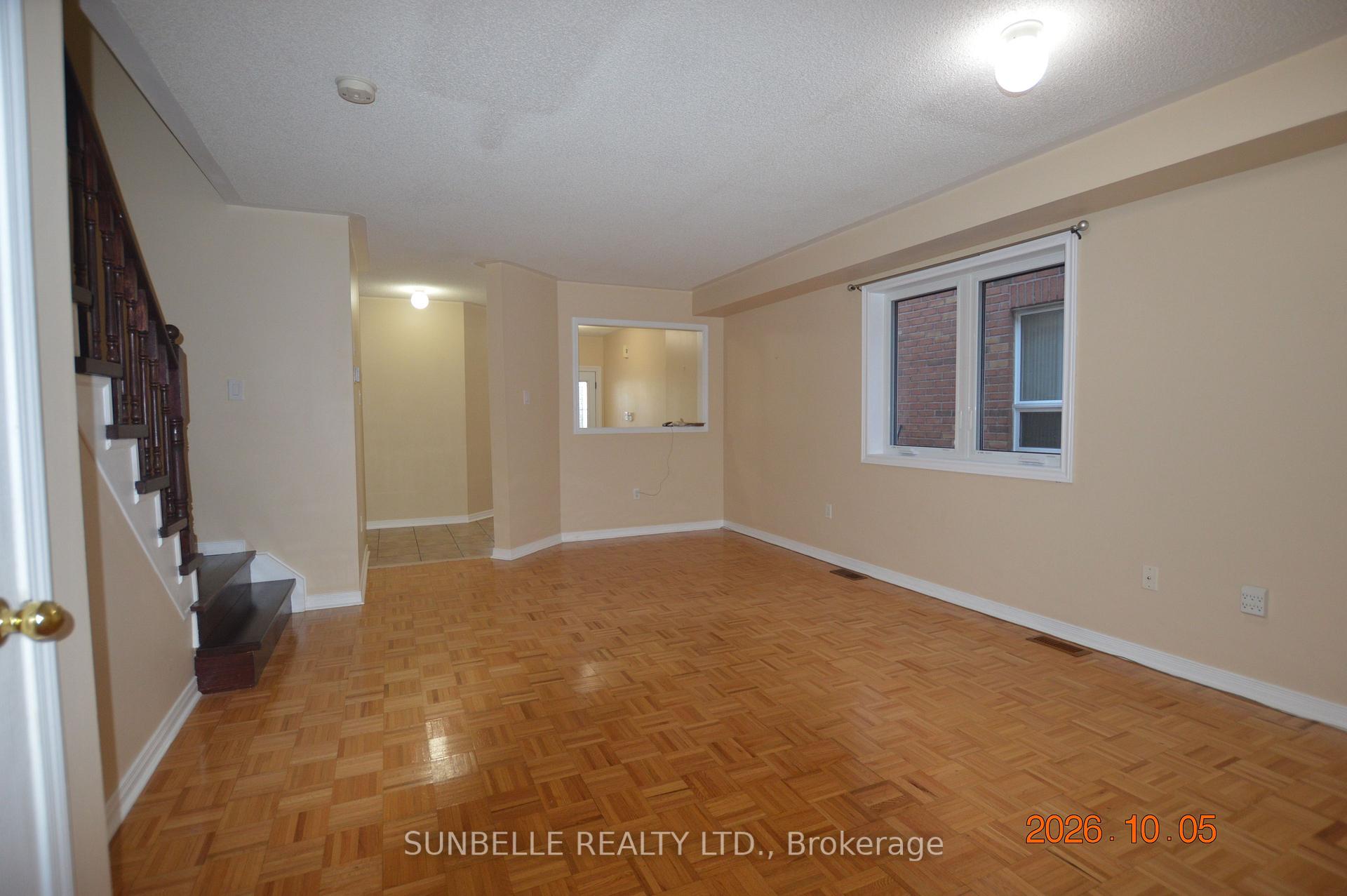 Photo 9 of 5709 Volpe Avenue, Mississauga, East Credit — HOMEH
