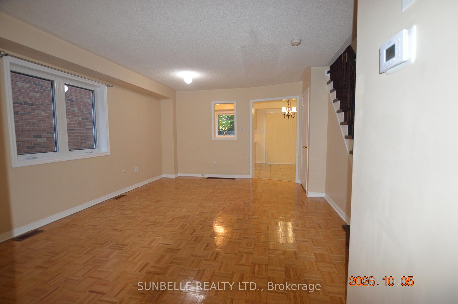 Photo 11 of 5709 Volpe Avenue, Mississauga, East Credit — HOMEH