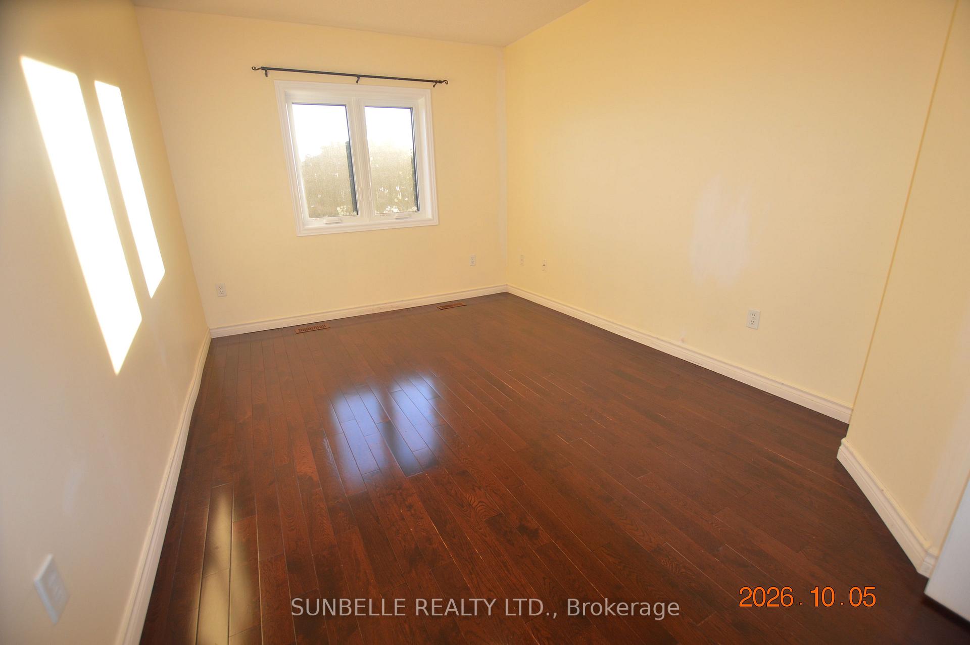 Photo 20 of 5709 Volpe Avenue, Mississauga, East Credit — HOMEH