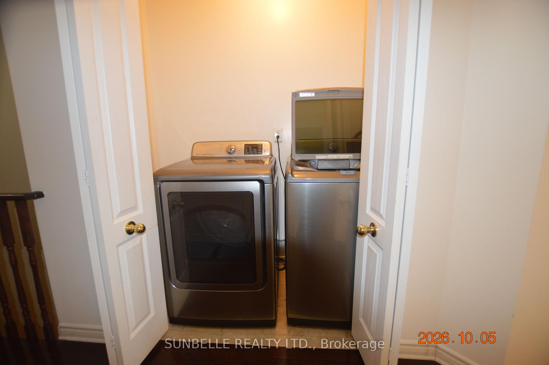 Photo 21 of 5709 Volpe Avenue, Mississauga, East Credit — HOMEH