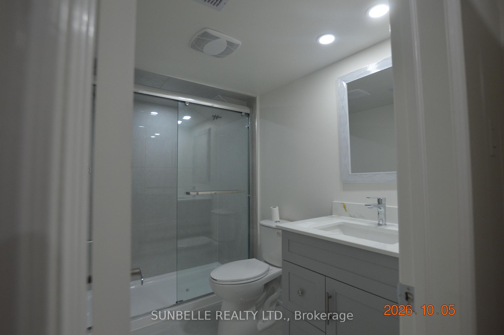 Photo 29 of 5709 Volpe Avenue, Mississauga, East Credit — HOMEH