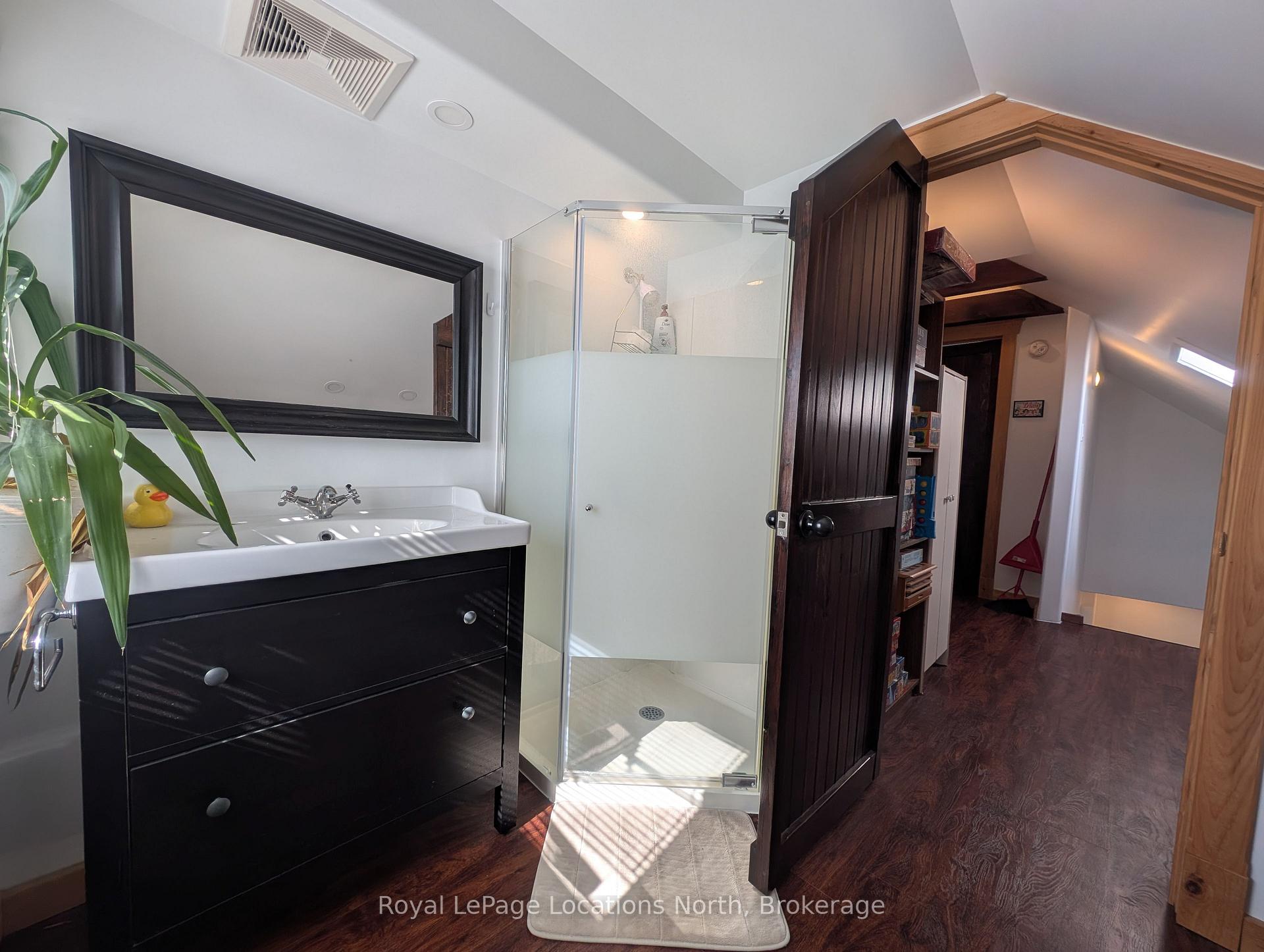 Photo 26 of 236 Phillips Street, Clearview, Stayner — HOMEH