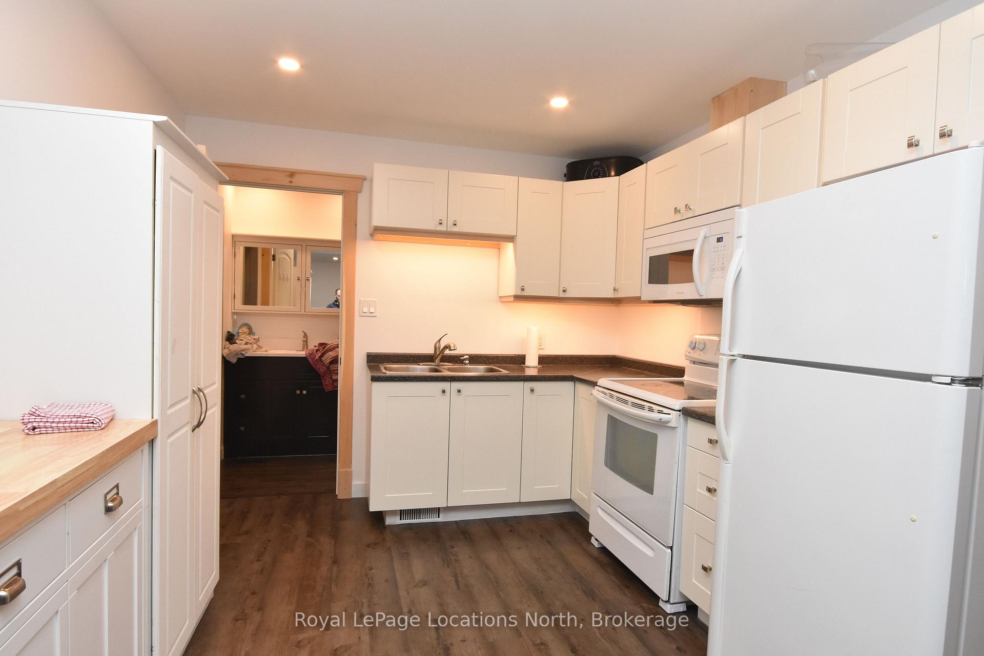 Photo 28 of 236 Phillips Street, Clearview, Stayner — HOMEH