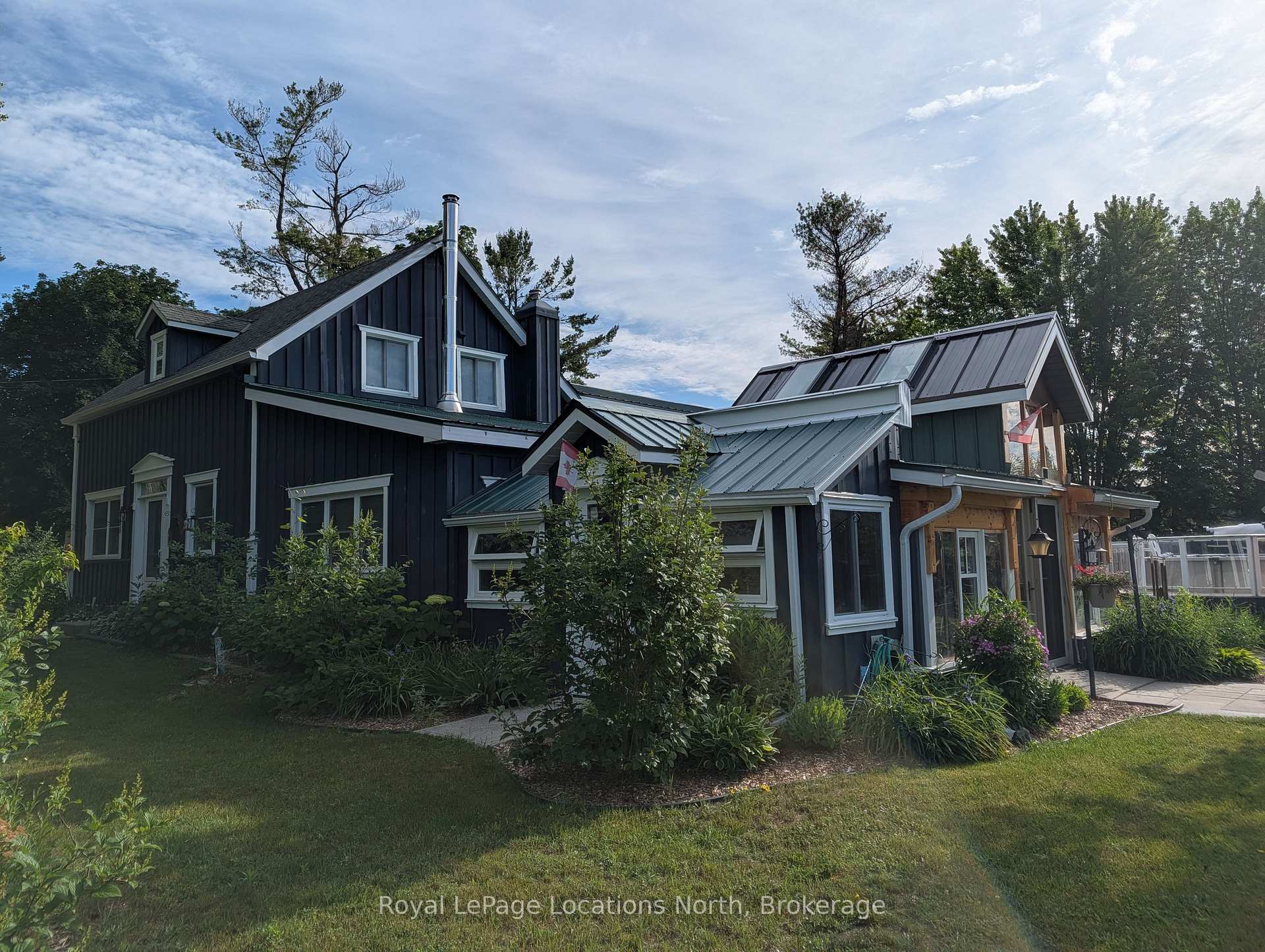 Photo 32 of 236 Phillips Street, Clearview, Stayner — HOMEH