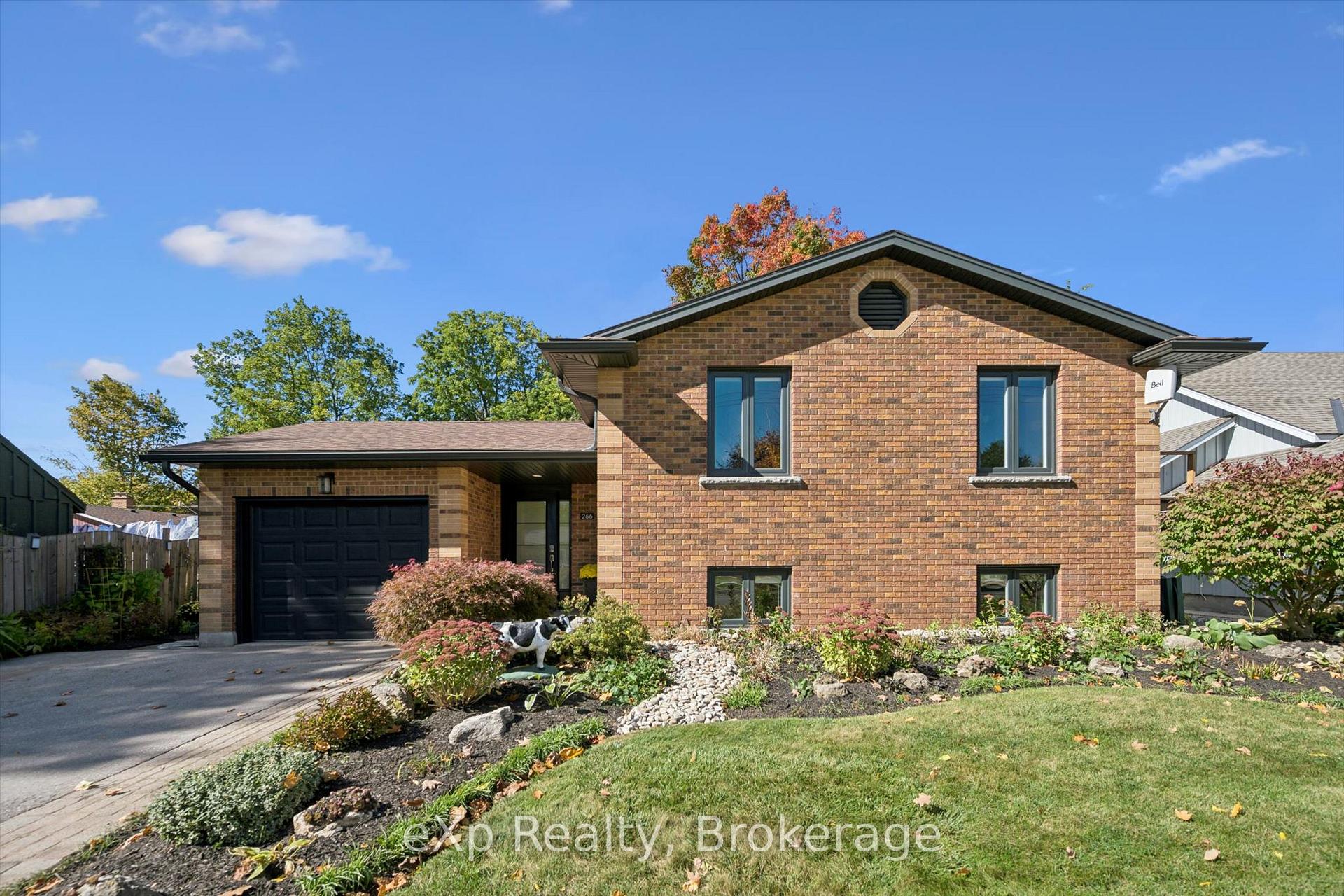 Photo of 266 Colborne Street
